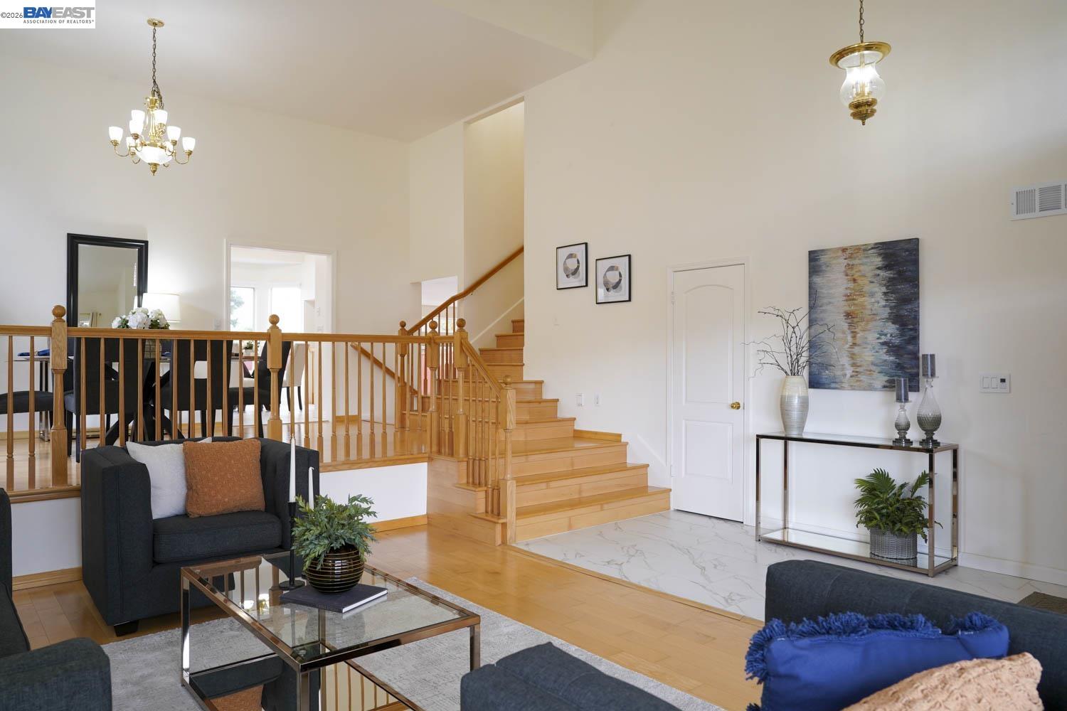 Detail Gallery Image 3 of 17 For 2235 Skyline Dr, Milpitas,  CA 95035 - 4 Beds | 3 Baths