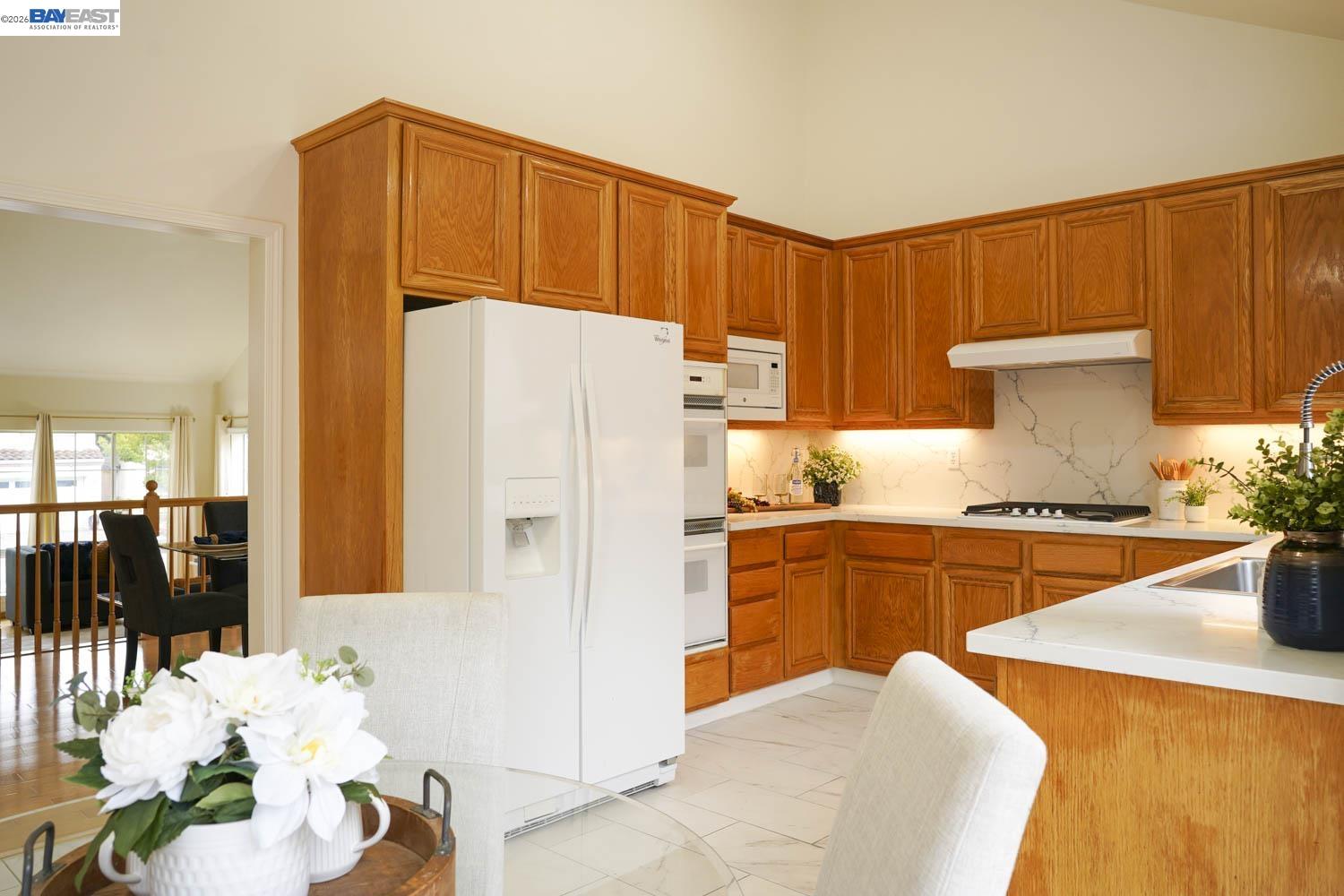 Detail Gallery Image 5 of 17 For 2235 Skyline Dr, Milpitas,  CA 95035 - 4 Beds | 3 Baths