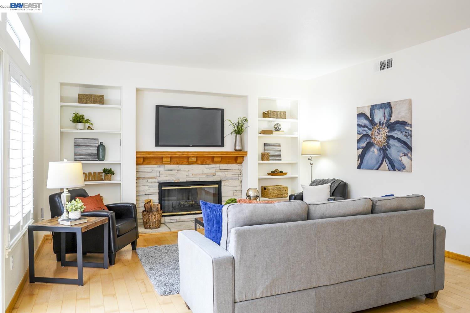 Detail Gallery Image 8 of 24 For 2235 Skyline Dr, Milpitas,  CA 95035 - 4 Beds | 3 Baths