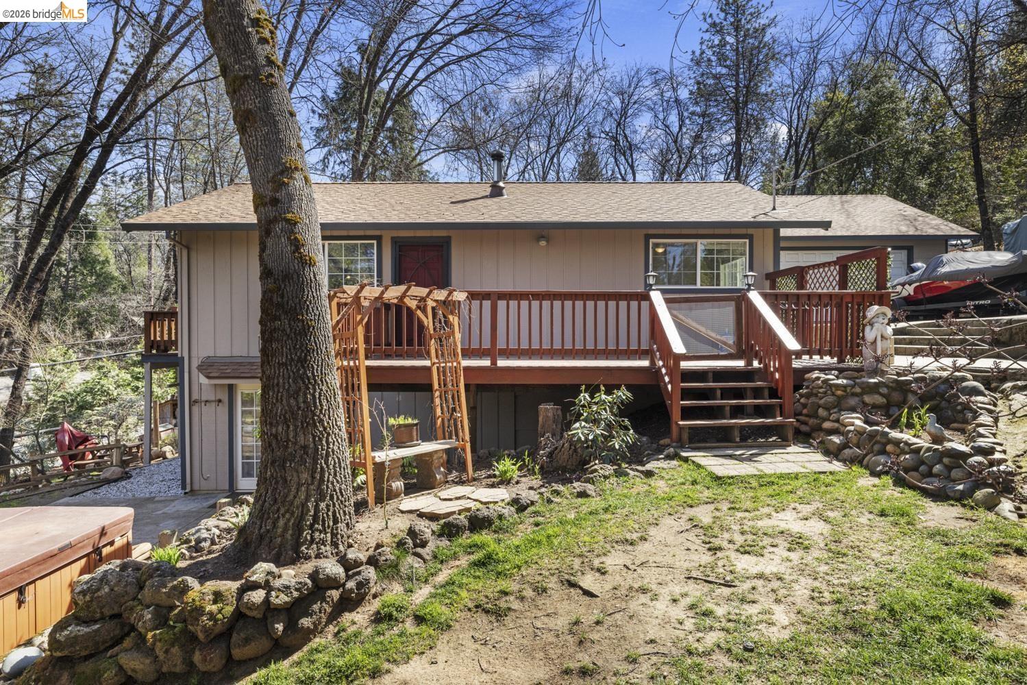 Detail Gallery Image 2 of 36 For 22407 Red River Dr, Sonora,  CA 95370 - 3 Beds | 2 Baths