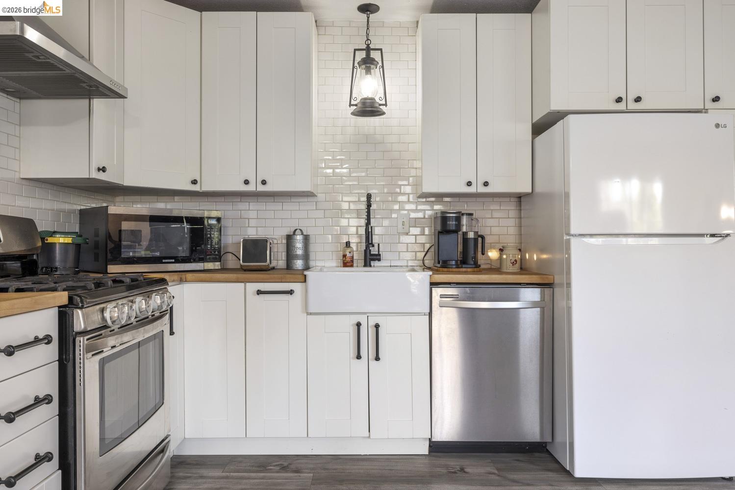 Detail Gallery Image 15 of 36 For 22407 Red River Dr, Sonora,  CA 95370 - 3 Beds | 2 Baths