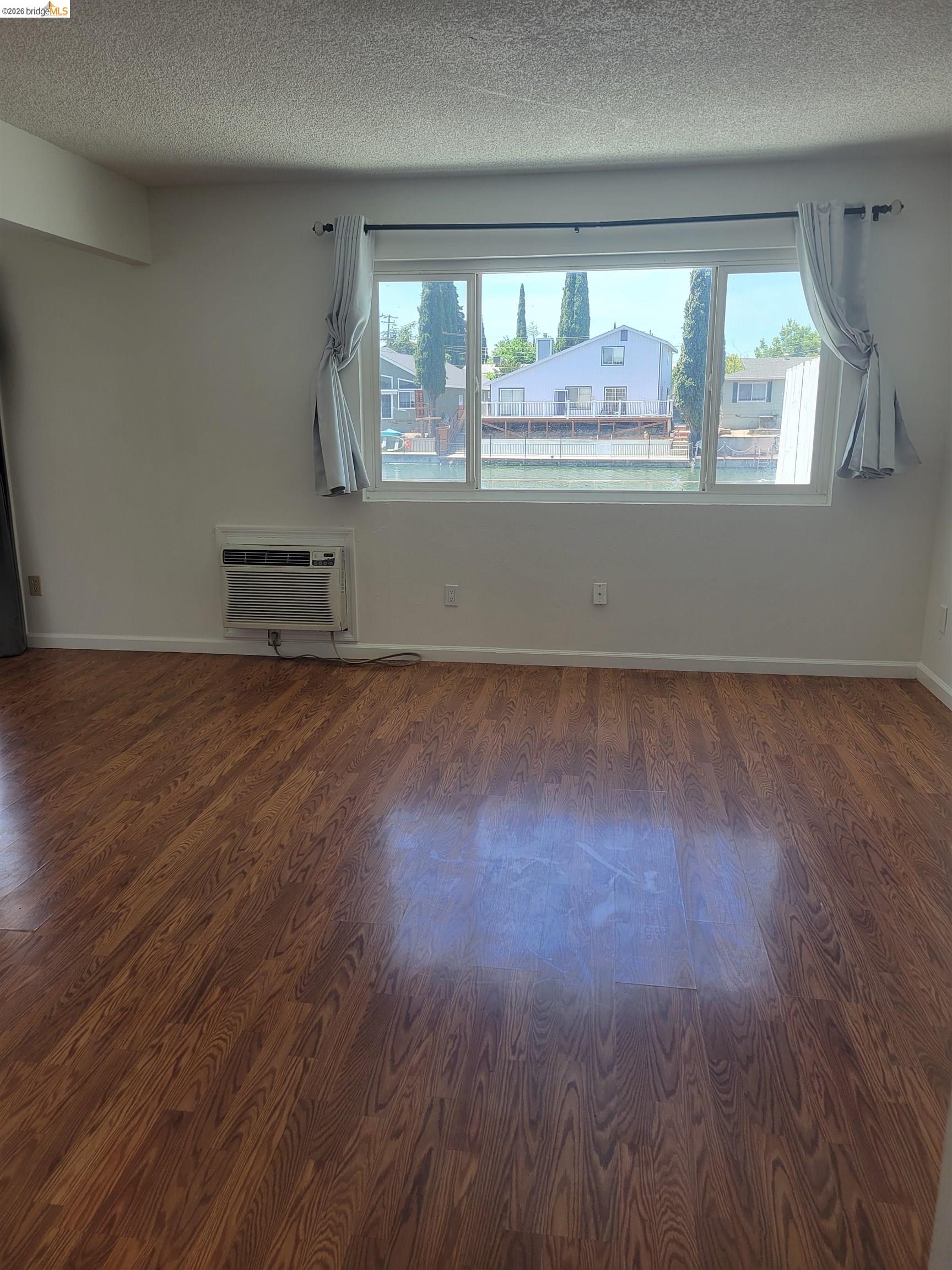 Detail Gallery Image 7 of 8 For 3 Alhambra Ct, Antioch,  CA 94509 - – Beds | – Baths