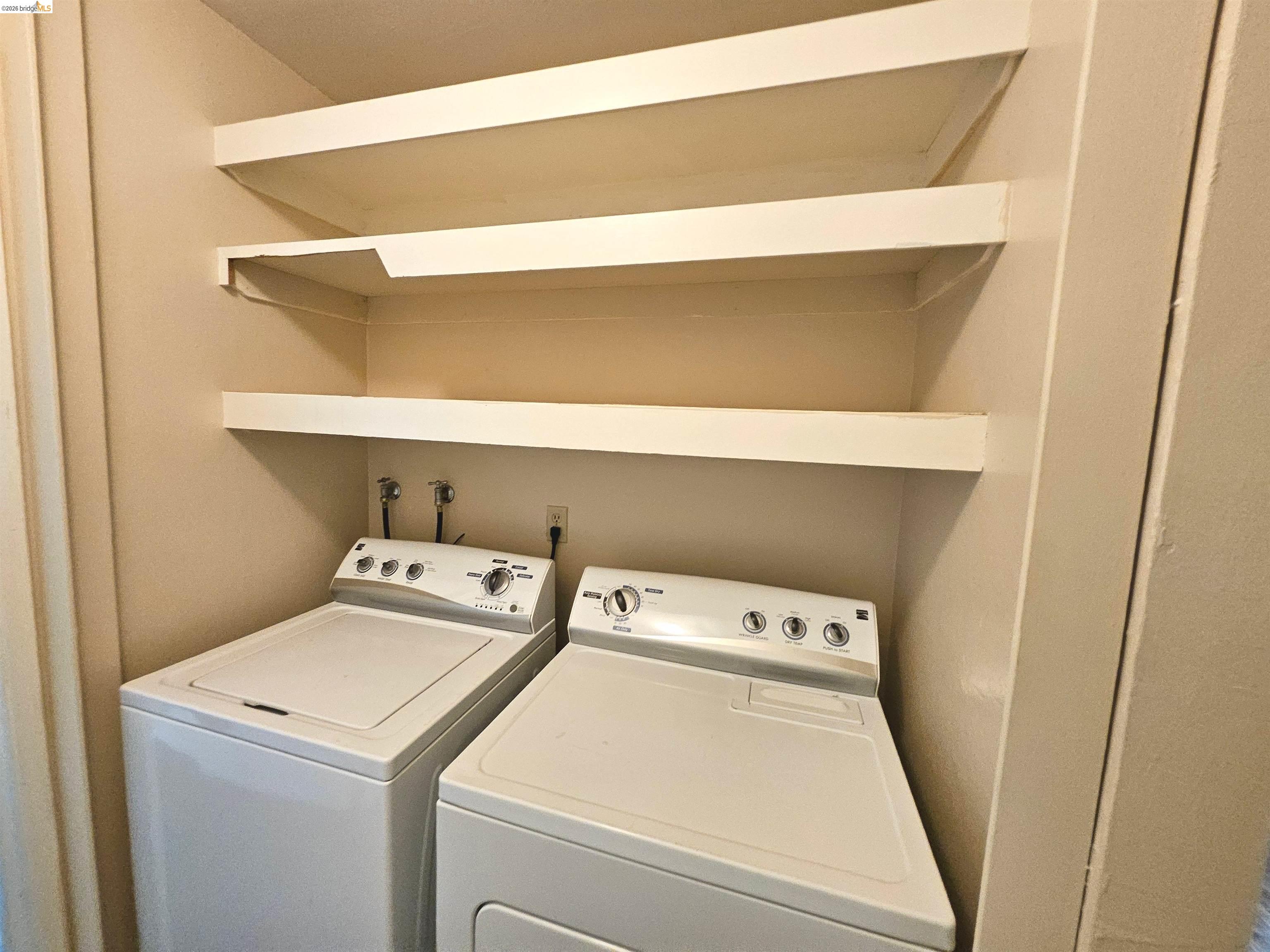 Detail Gallery Image 16 of 24 For 3715 Northwood Dr #G,  Concord,  CA 94520 - 3 Beds | 2 Baths