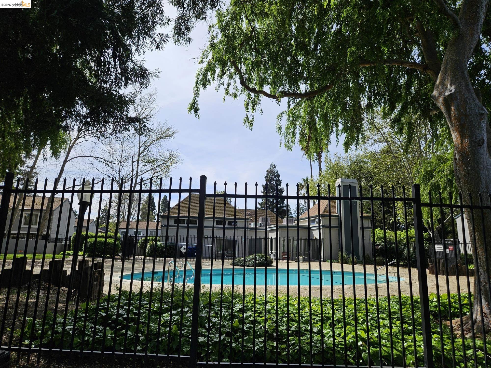 Detail Gallery Image 21 of 24 For 3715 Northwood Dr #G,  Concord,  CA 94520 - 3 Beds | 2 Baths