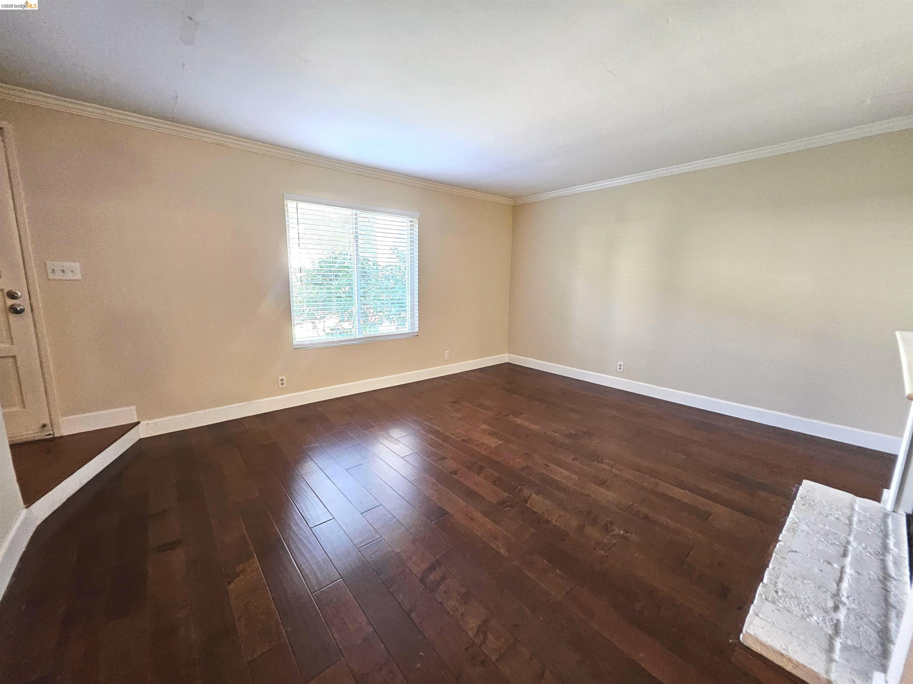 Detail Gallery Image 4 of 24 For 3715 Northwood Dr #G,  Concord,  CA 94520 - 3 Beds | 2 Baths