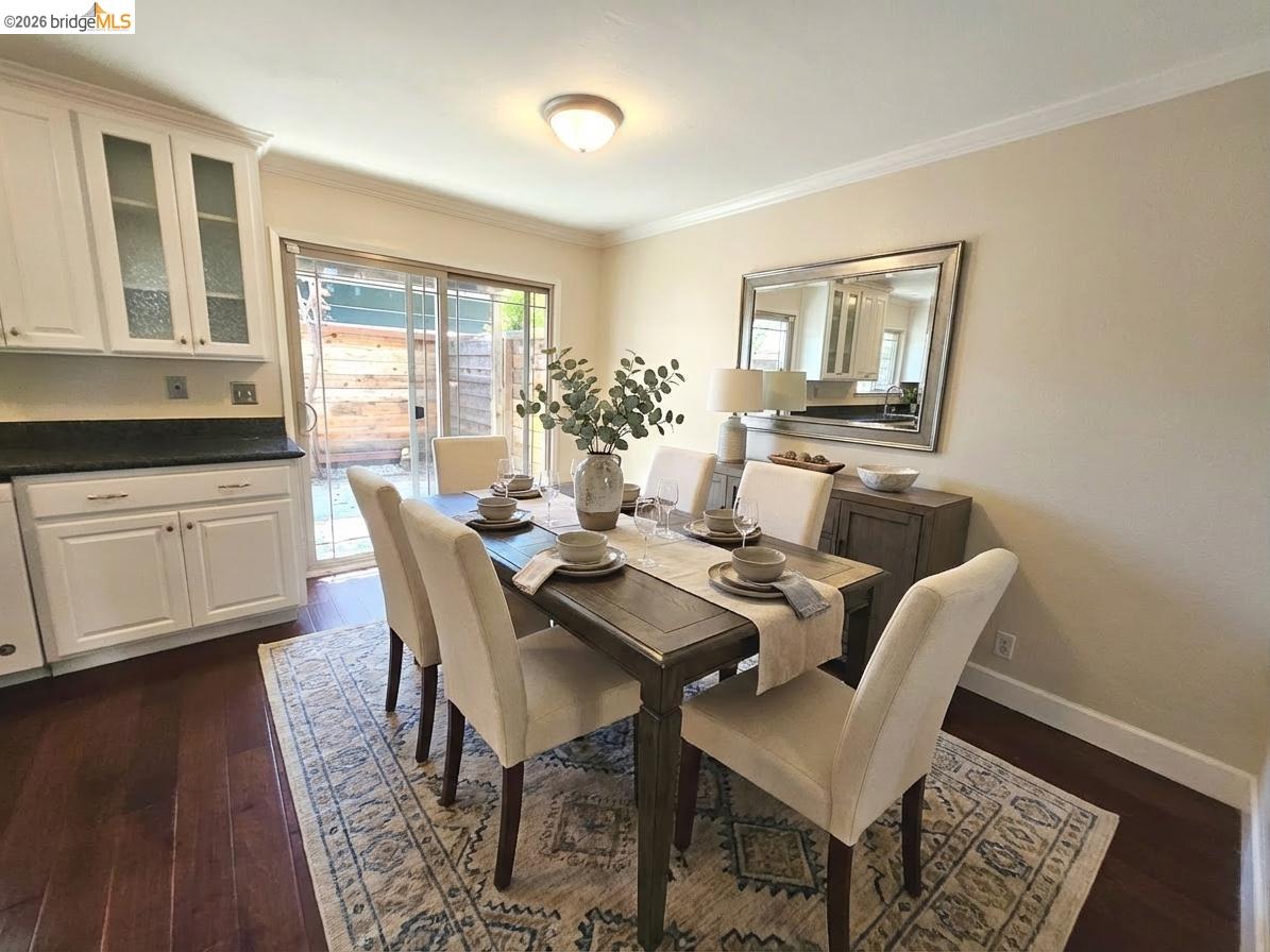 Detail Gallery Image 7 of 24 For 3715 Northwood Dr #G,  Concord,  CA 94520 - 3 Beds | 2 Baths