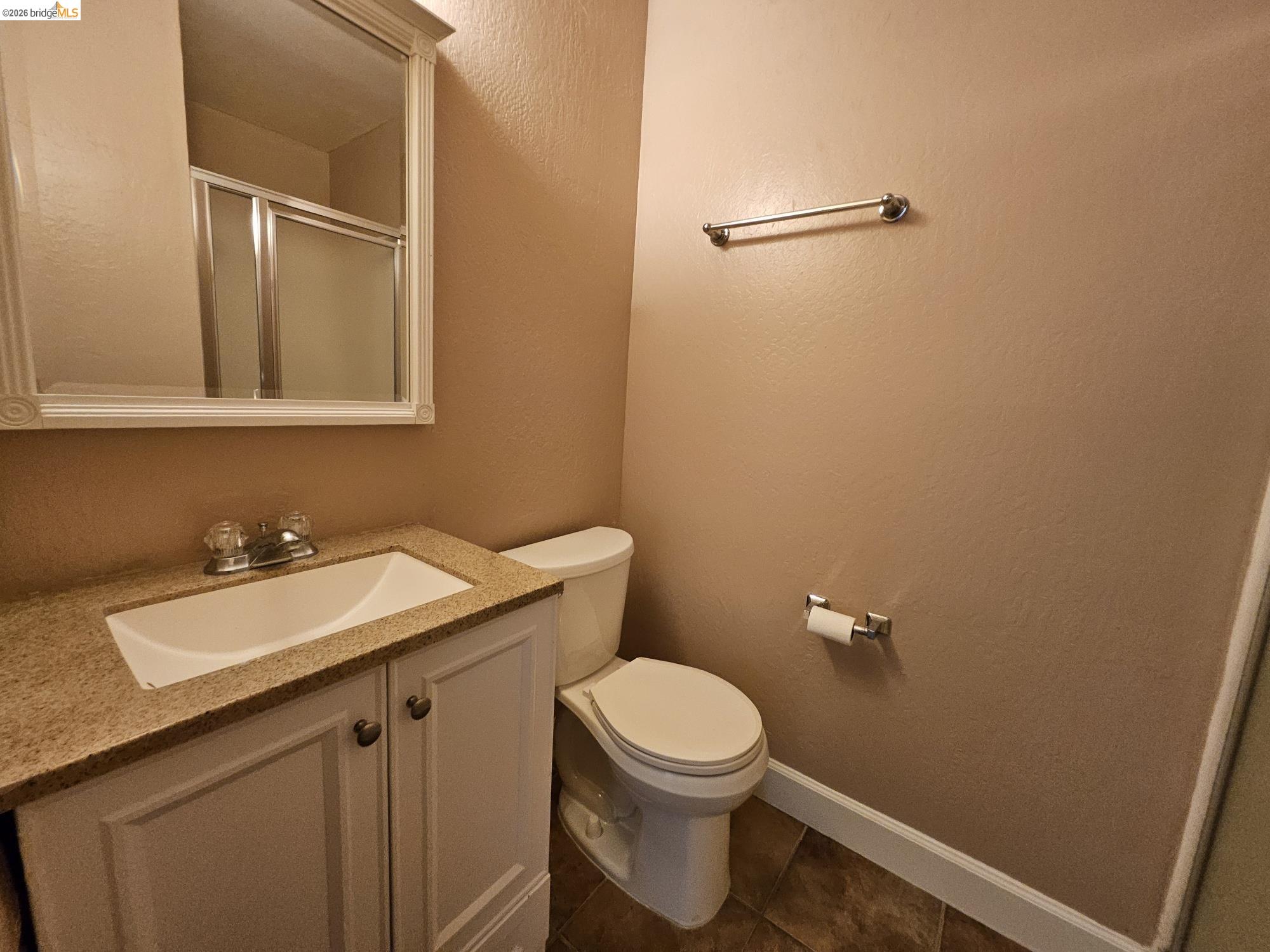 Detail Gallery Image 9 of 24 For 3715 Northwood Dr #G,  Concord,  CA 94520 - 3 Beds | 2 Baths