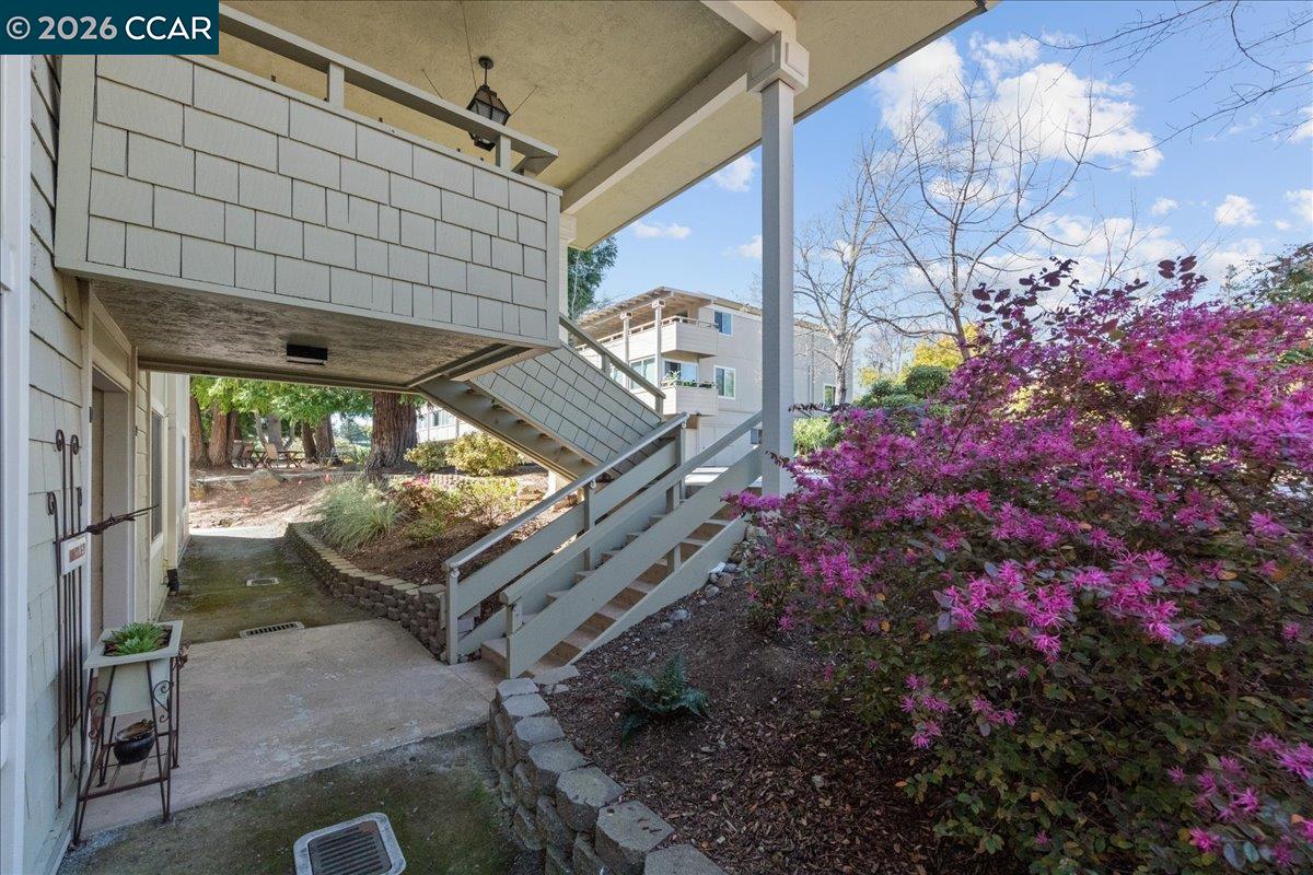 2100 Skycrest Dr UNIT 12, Walnut Creek, CA, 94595