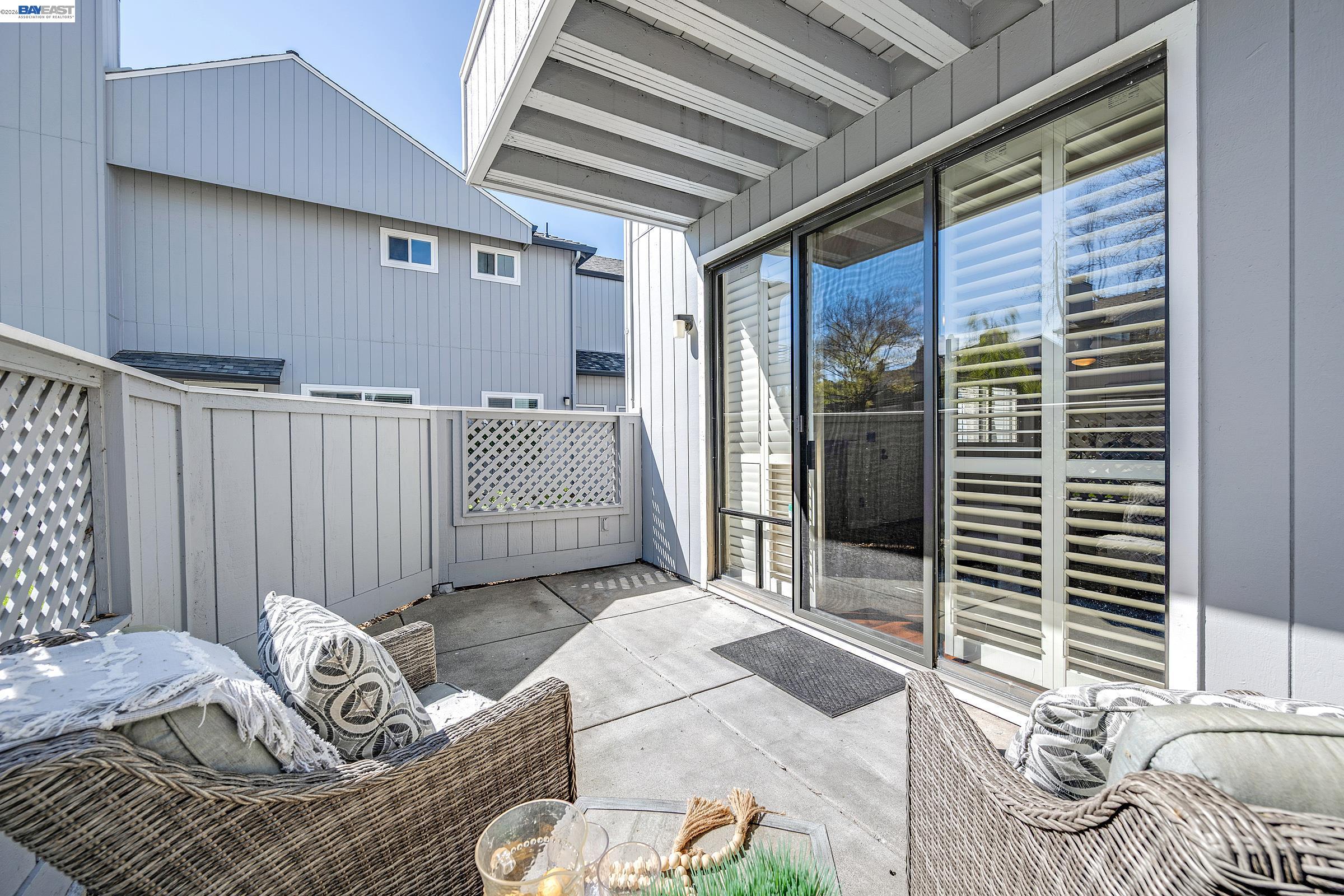 Detail Gallery Image 14 of 45 For 210 Sunspring Ct, Pleasant Hill,  CA 94523 - 3 Beds | 2/1 Baths