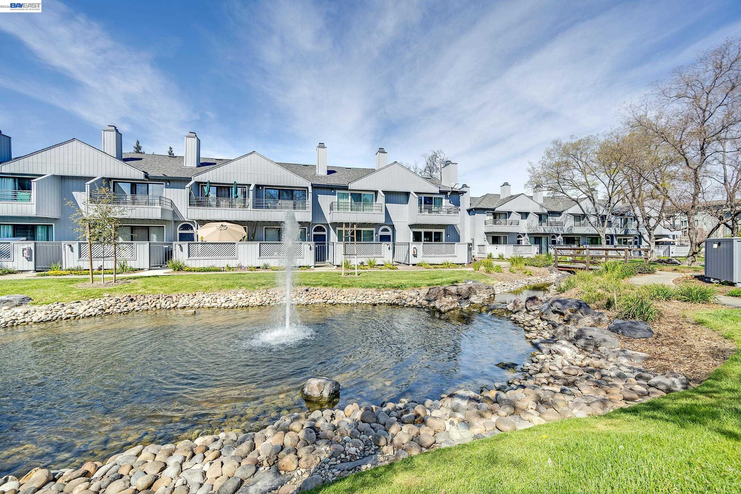 Detail Gallery Image 33 of 45 For 210 Sunspring Ct, Pleasant Hill,  CA 94523 - 3 Beds | 2/1 Baths