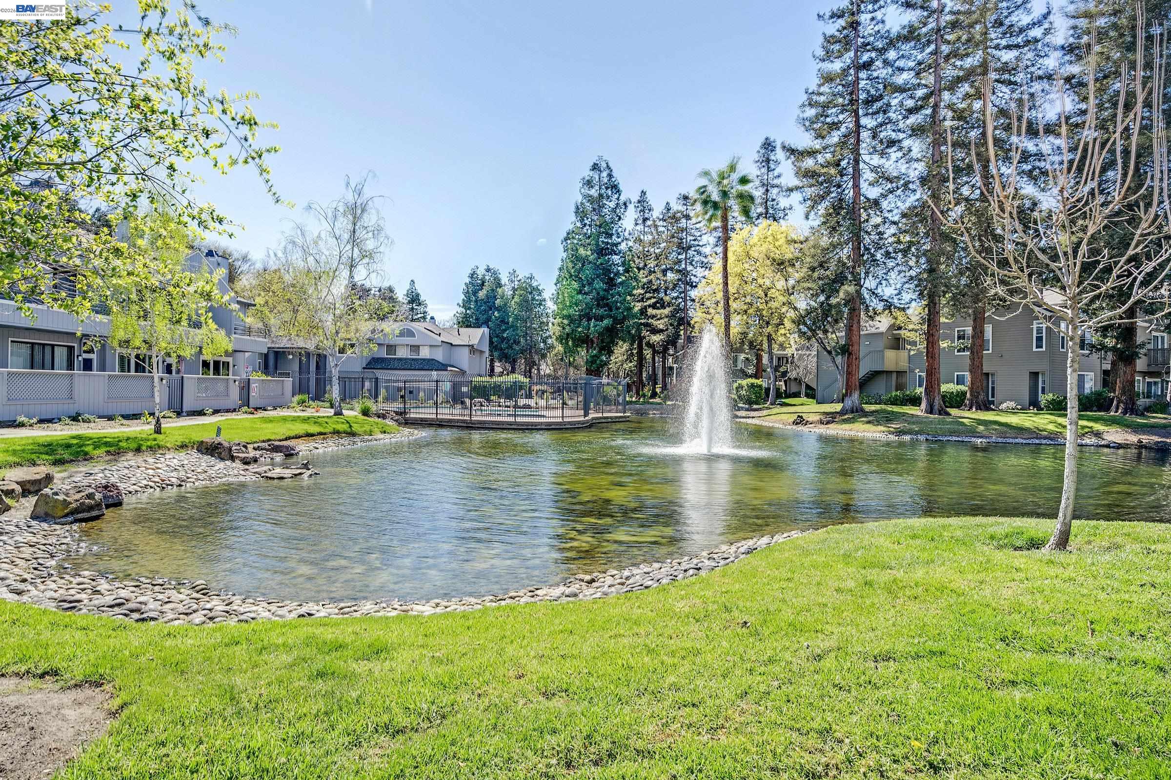 Detail Gallery Image 35 of 45 For 210 Sunspring Ct, Pleasant Hill,  CA 94523 - 3 Beds | 2/1 Baths