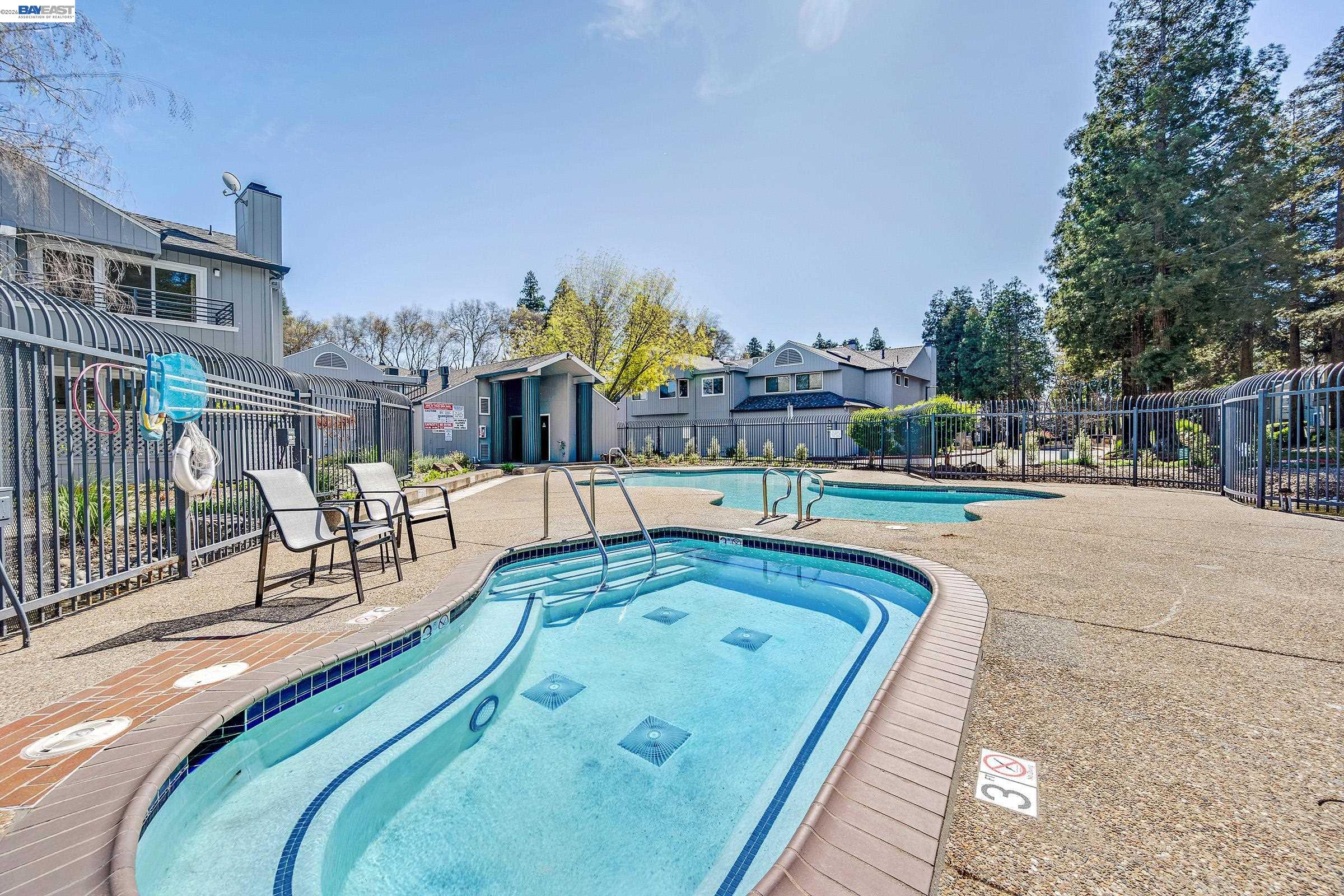 Detail Gallery Image 39 of 45 For 210 Sunspring Ct, Pleasant Hill,  CA 94523 - 3 Beds | 2/1 Baths