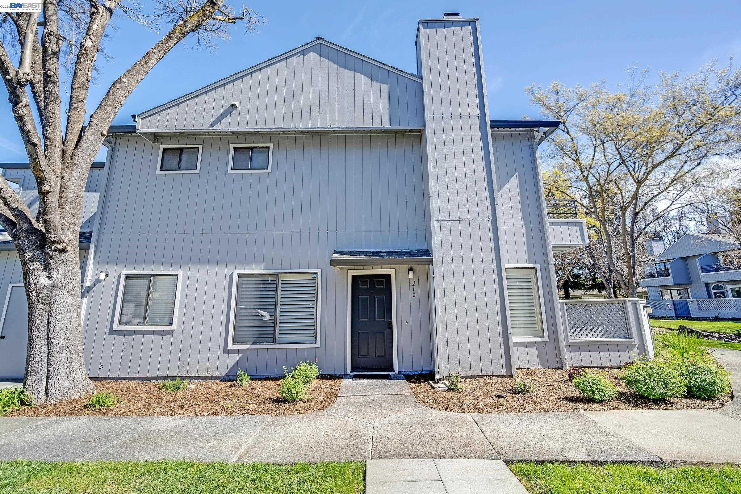 Detail Gallery Image 44 of 45 For 210 Sunspring Ct, Pleasant Hill,  CA 94523 - 3 Beds | 2/1 Baths