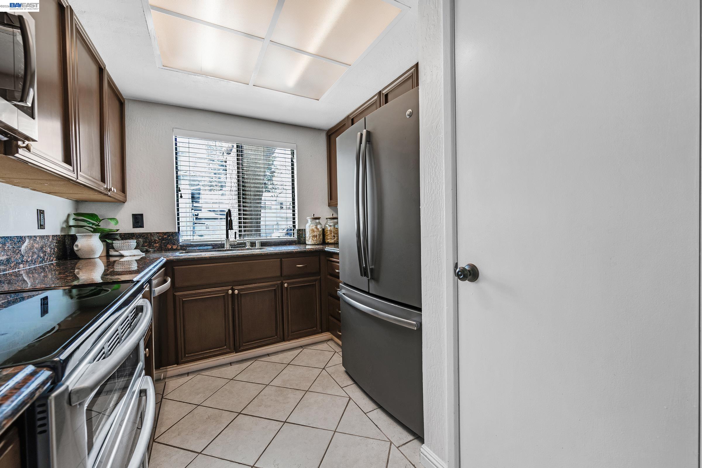 Photo #10: 41127217 Listing: Photo #10