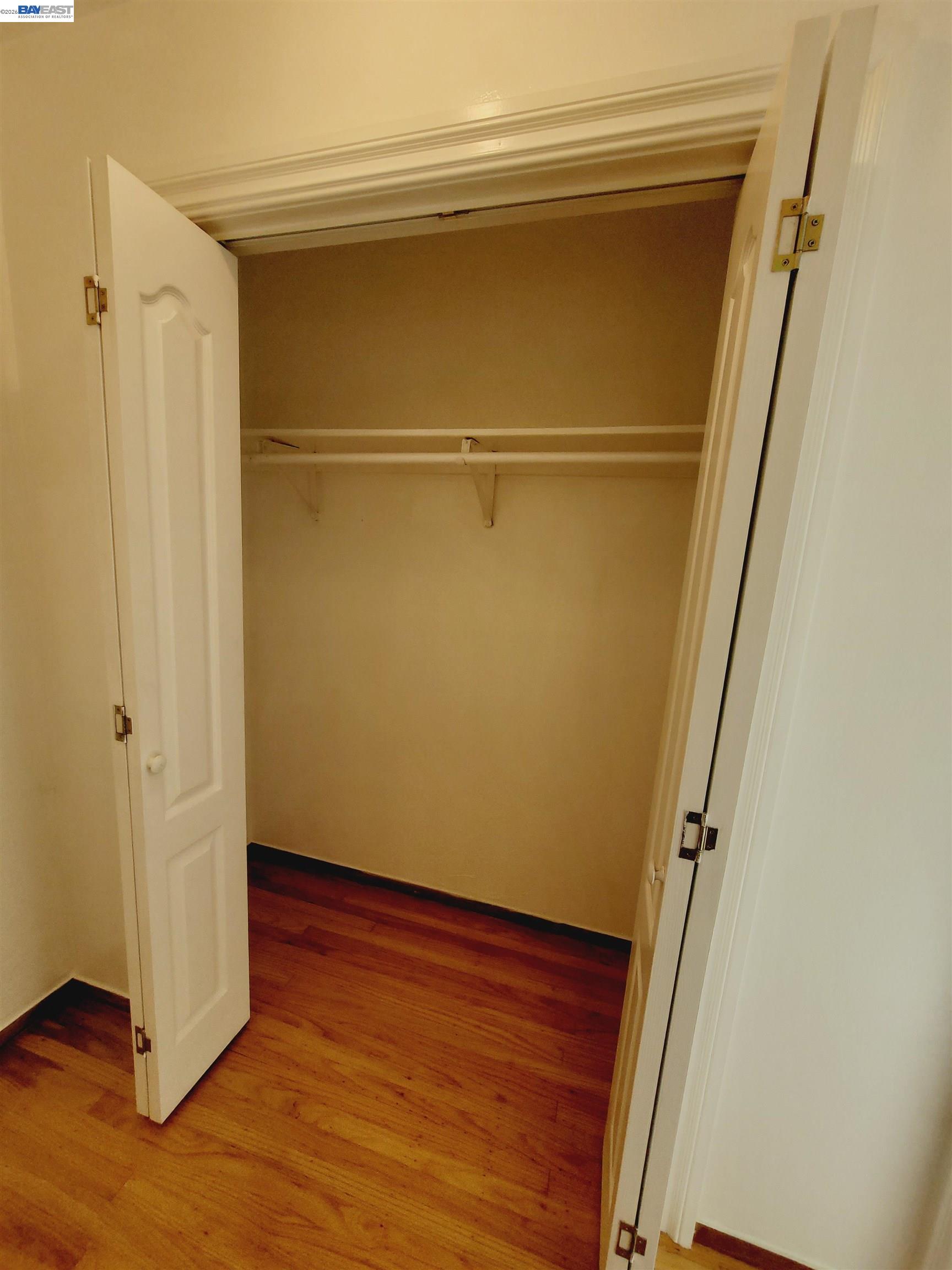 Detail Gallery Image 12 of 22 For 15781 via Teresa, San Lorenzo,  CA 94580 - 3 Beds | 2 Baths