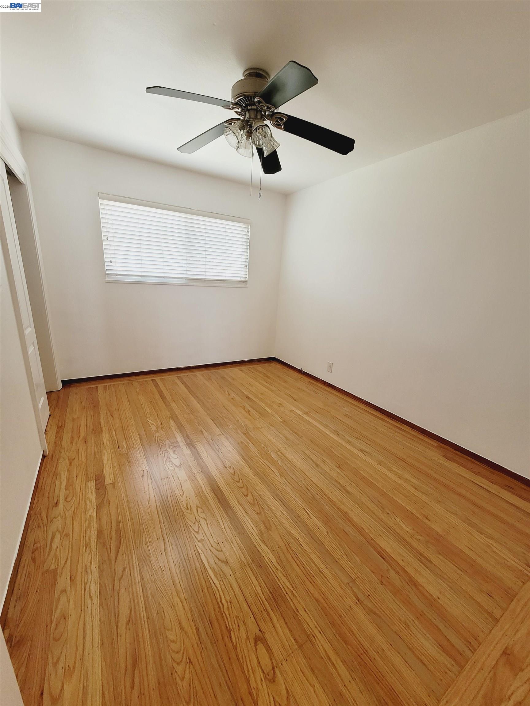 Detail Gallery Image 14 of 22 For 15781 via Teresa, San Lorenzo,  CA 94580 - 3 Beds | 2 Baths