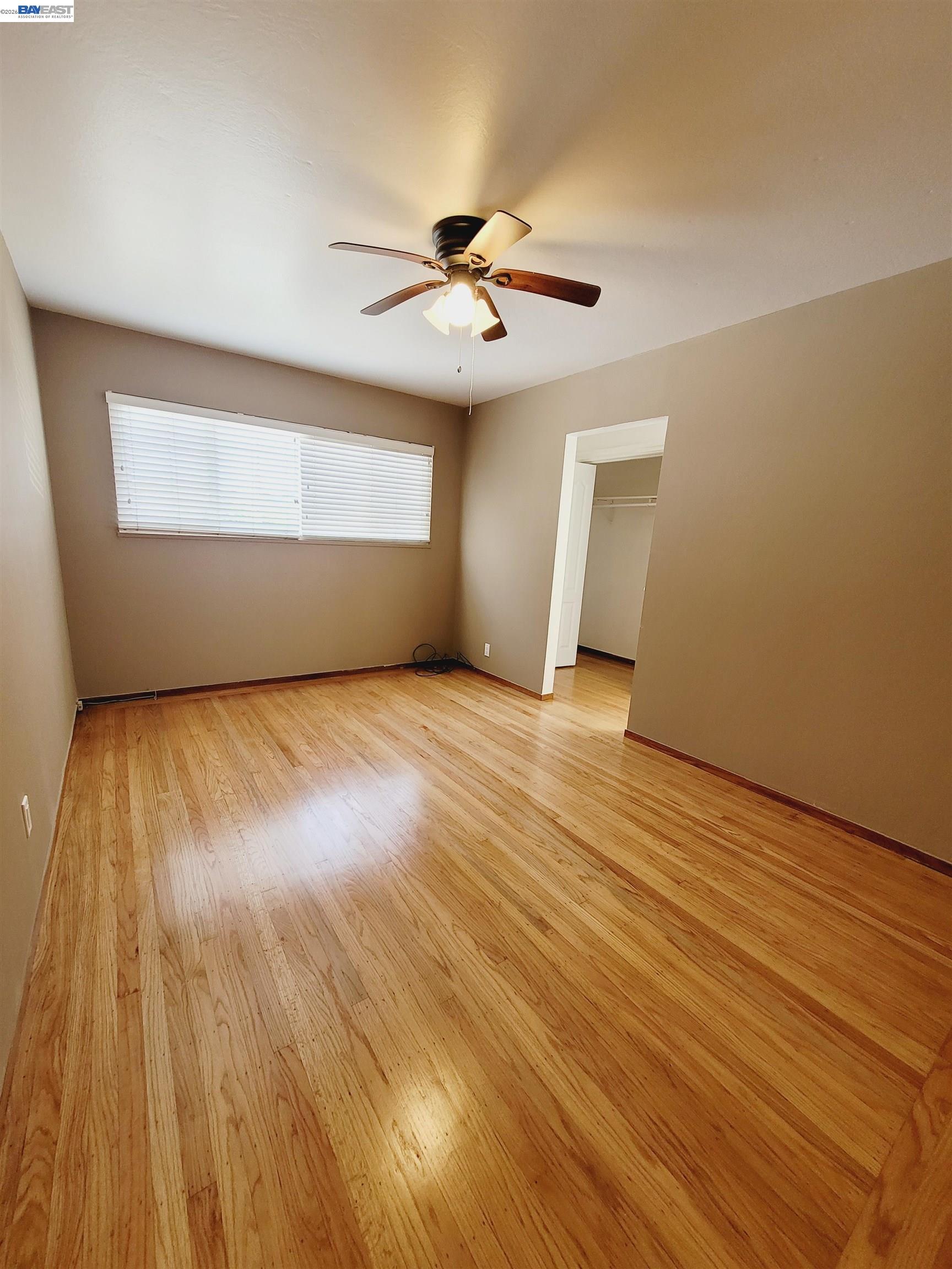 Detail Gallery Image 10 of 22 For 15781 via Teresa, San Lorenzo,  CA 94580 - 3 Beds | 2 Baths