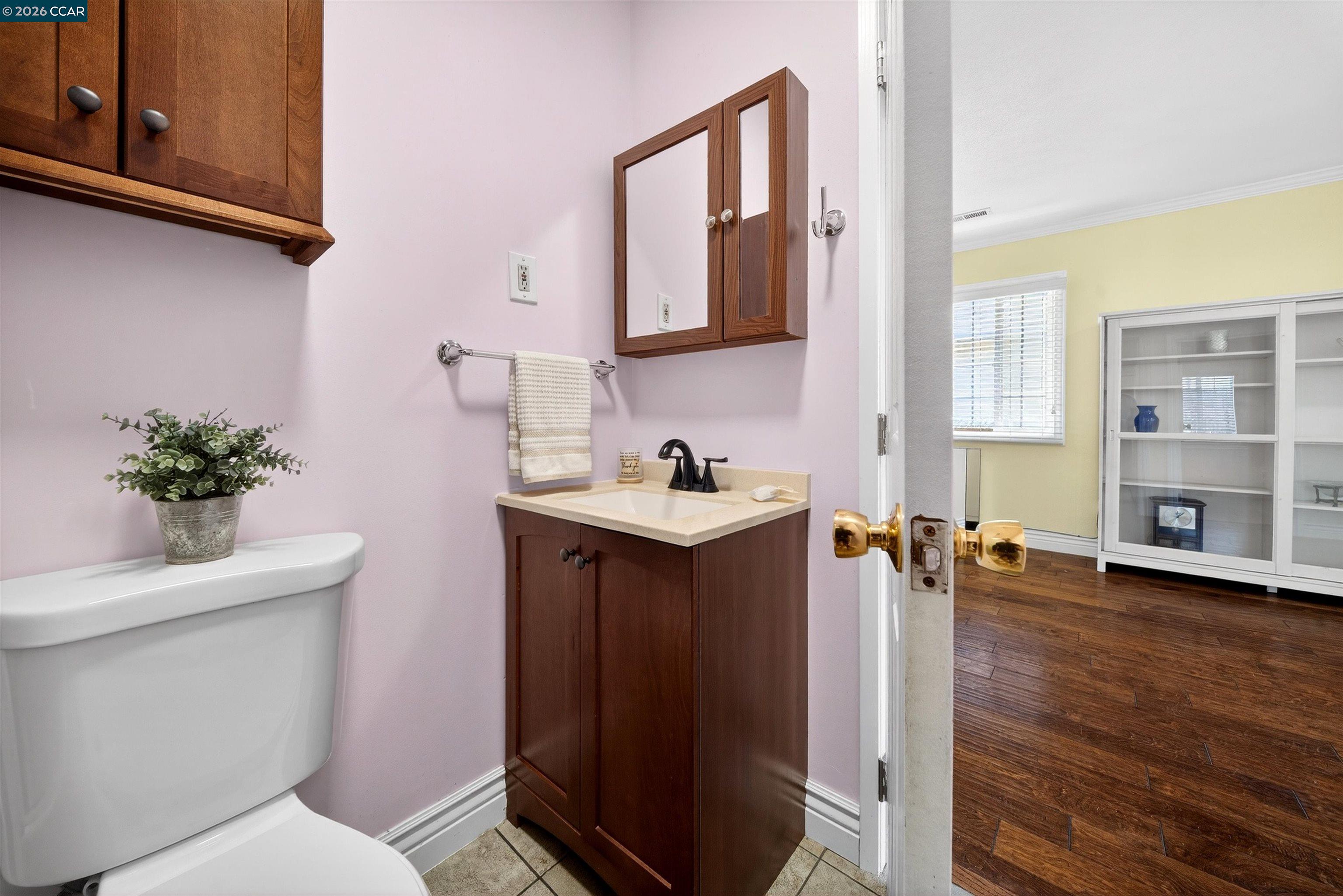 Detail Gallery Image 10 of 39 For 2138 Market Ave, San Pablo,  CA 94806 - 2 Beds | 1 Baths