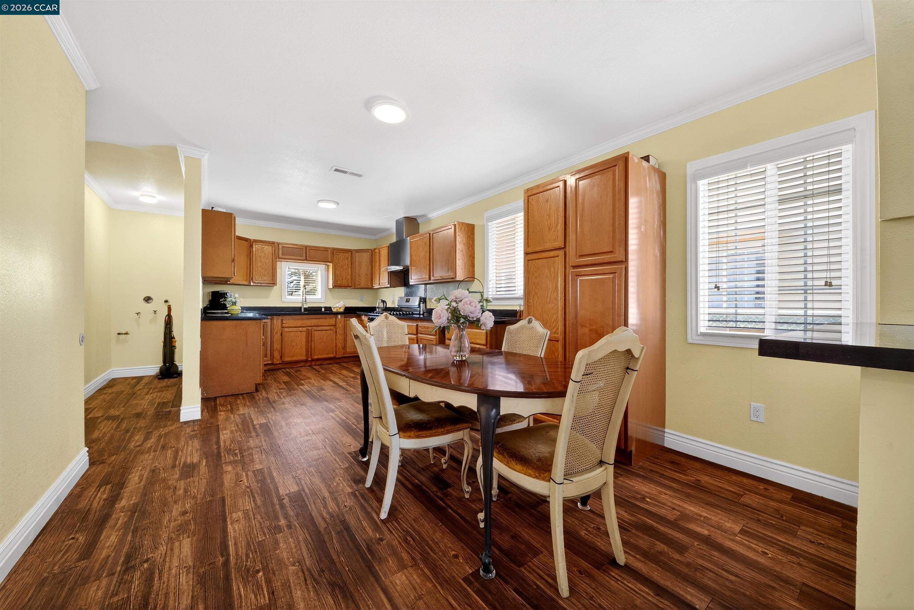 Detail Gallery Image 21 of 39 For 2138 Market Ave, San Pablo,  CA 94806 - 2 Beds | 1 Baths