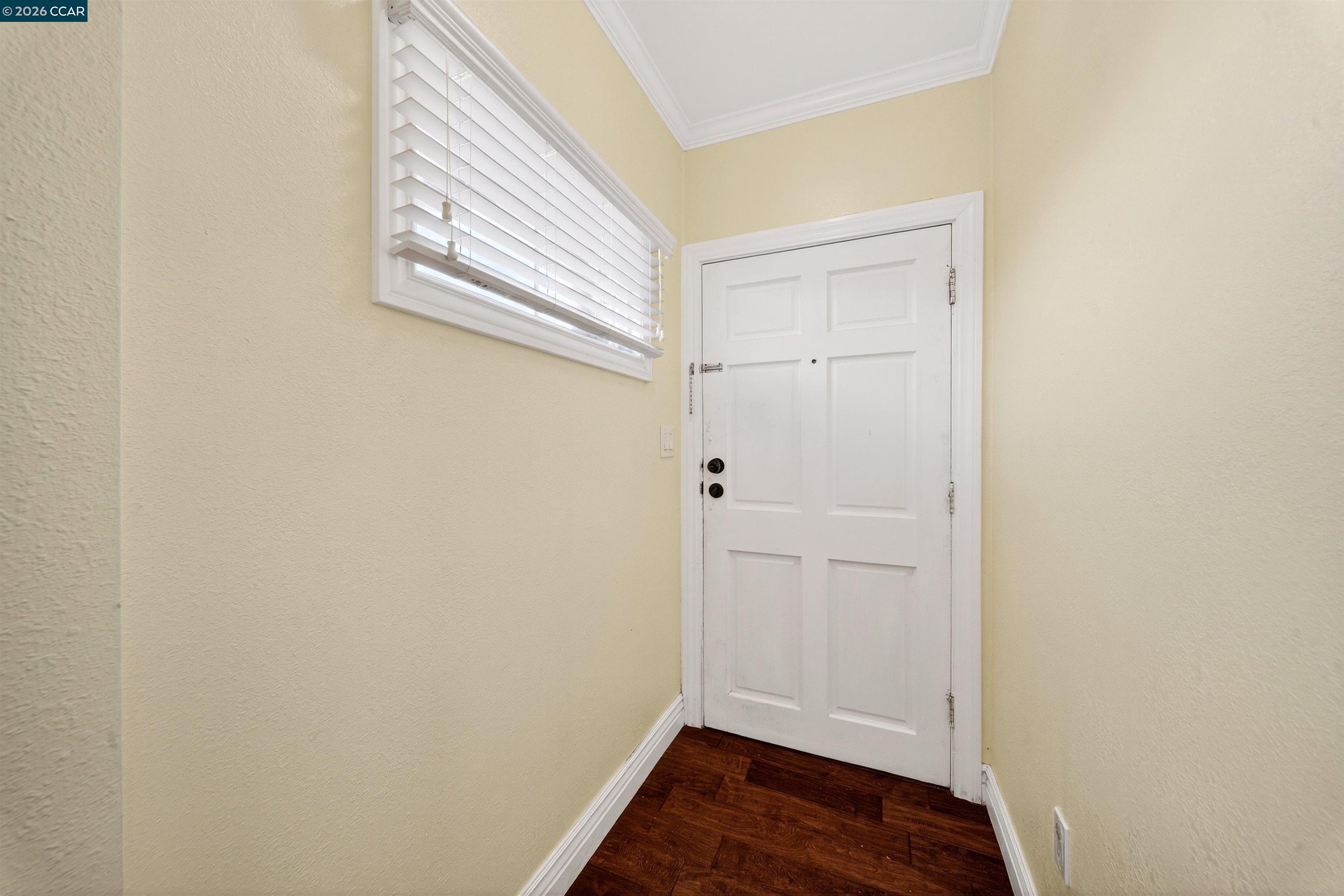Detail Gallery Image 6 of 39 For 2138 Market Ave, San Pablo,  CA 94806 - 2 Beds | 1 Baths