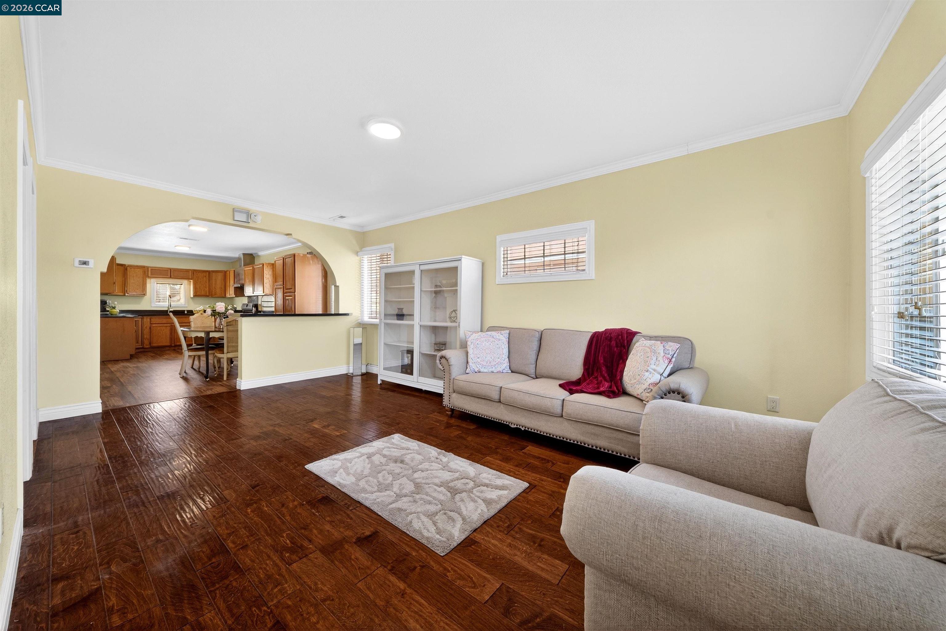 Detail Gallery Image 8 of 39 For 2138 Market Ave, San Pablo,  CA 94806 - 2 Beds | 1 Baths