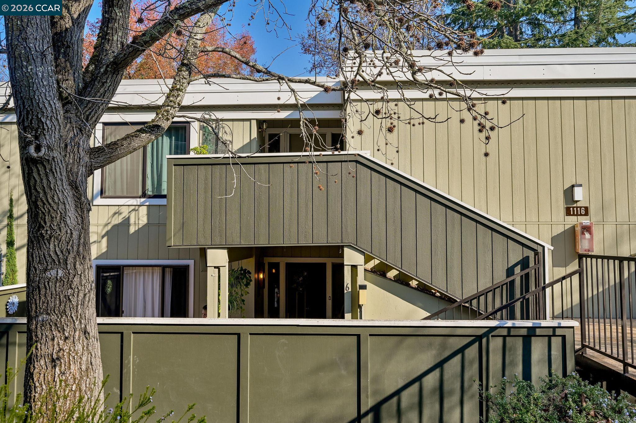 Detail Gallery Image 3 of 37 For 1116 Running Springs #6,  Walnut Creek,  CA 94595 - 2 Beds | 1 Baths