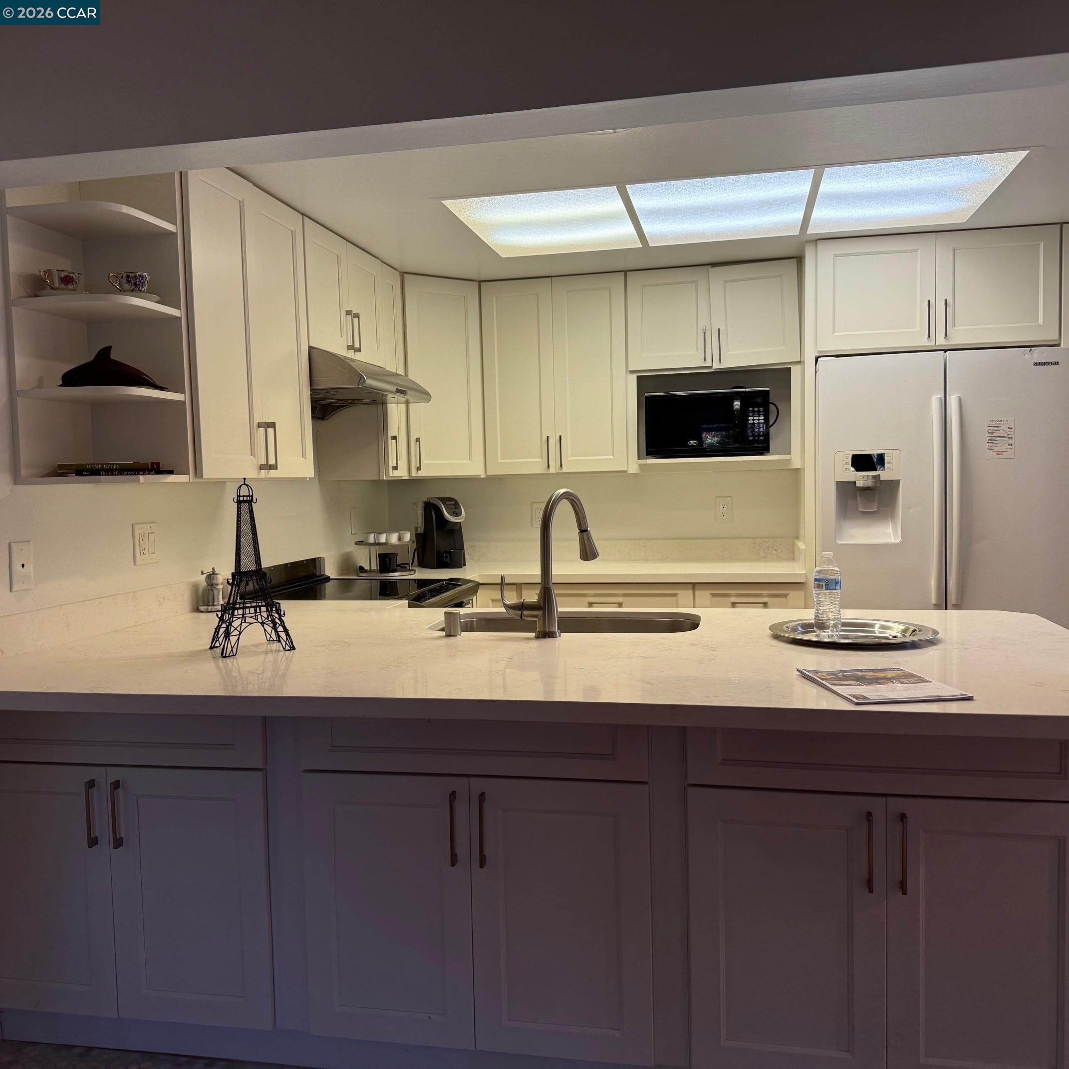 Photo #6: 41127220 Listing: Photo #6