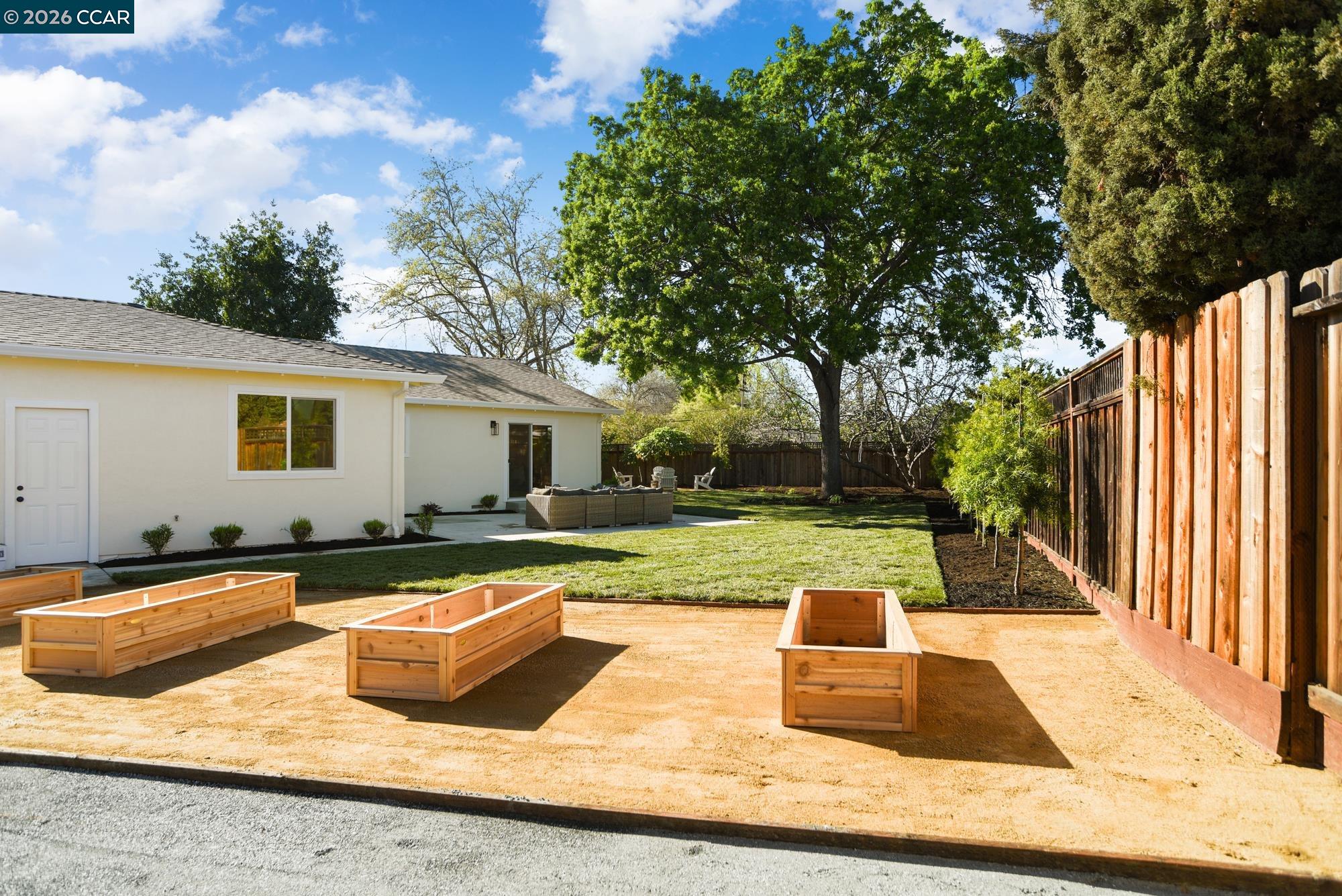 Detail Gallery Image 42 of 51 For 1543 Laverne Ct, Concord,  CA 94521 - 4 Beds | 2 Baths