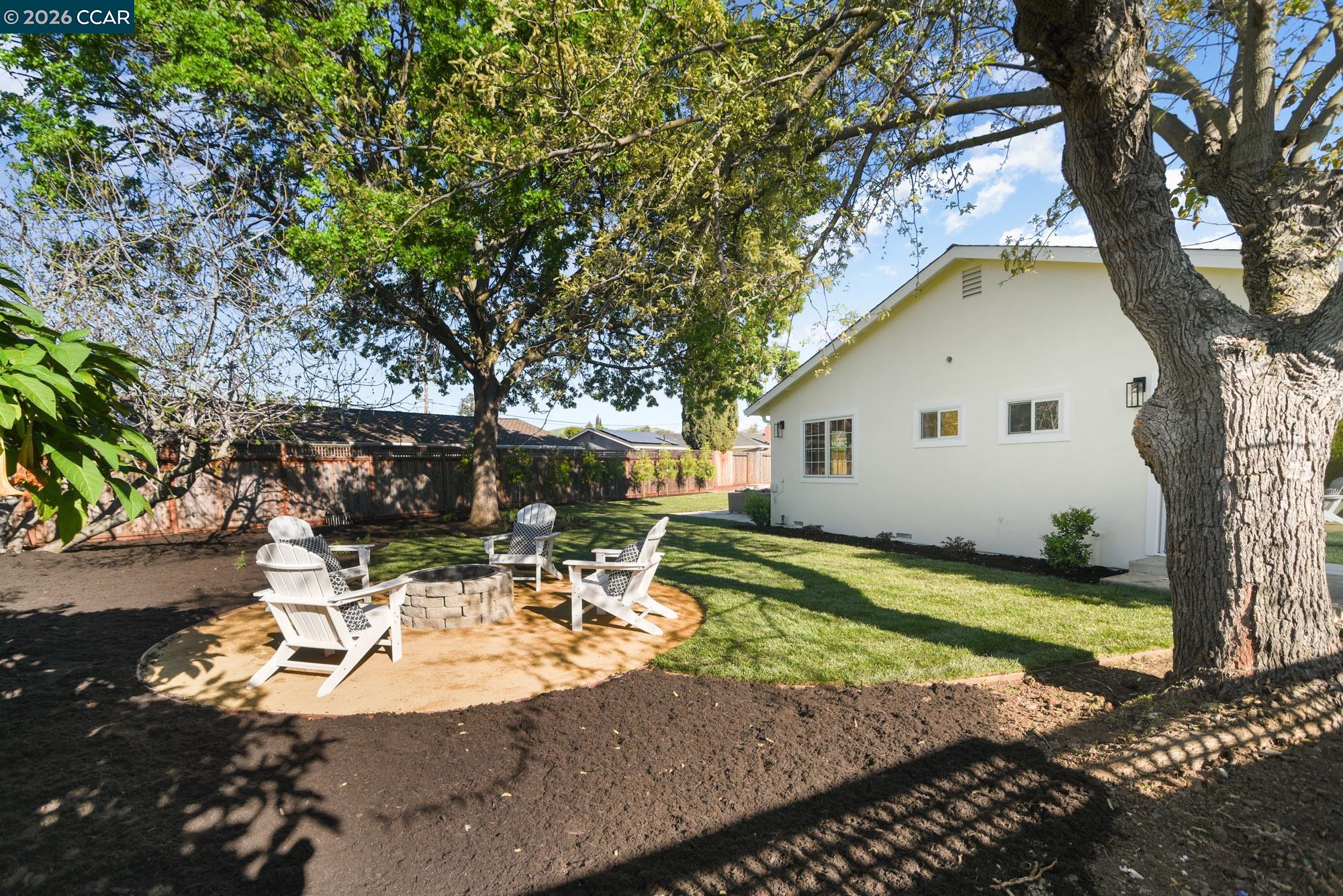 Detail Gallery Image 47 of 51 For 1543 Laverne Ct, Concord,  CA 94521 - 4 Beds | 2 Baths