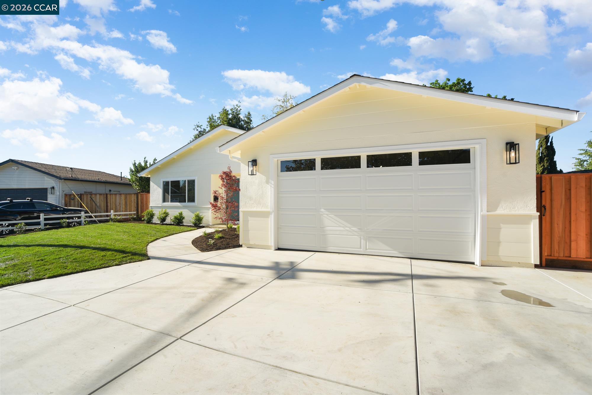 Detail Gallery Image 6 of 51 For 1543 Laverne Ct, Concord,  CA 94521 - 4 Beds | 2 Baths