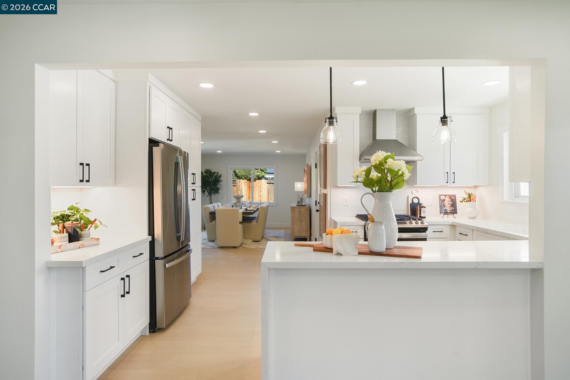 Detail Gallery Image 10 of 51 For 1543 Laverne Ct, Concord,  CA 94521 - 4 Beds | 2 Baths