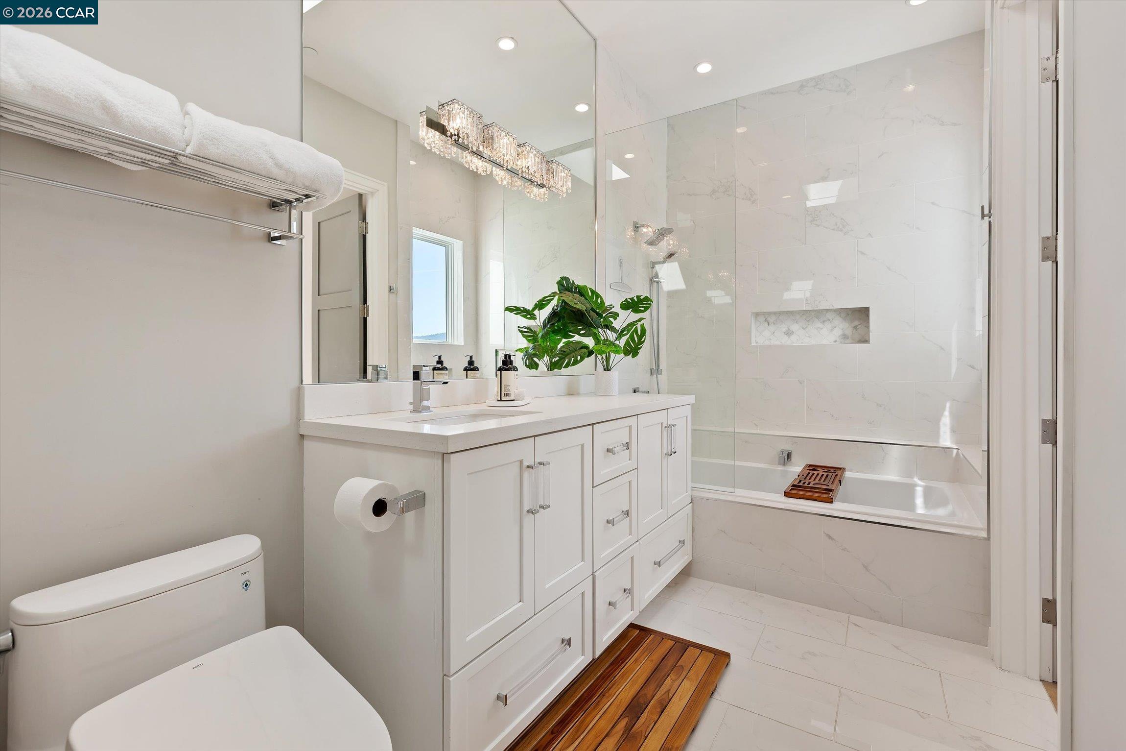 Detail Gallery Image 17 of 51 For 158 Andrea Dr, Walnut Creek,  CA 94596 - 4 Beds | 5 Baths