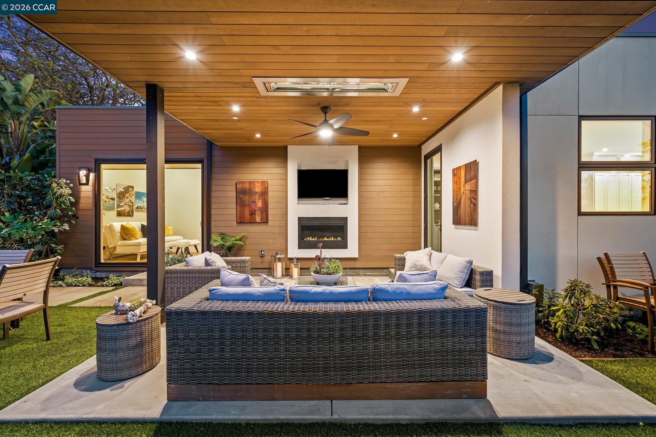 Detail Gallery Image 23 of 51 For 158 Andrea Dr, Walnut Creek,  CA 94596 - 4 Beds | 5 Baths