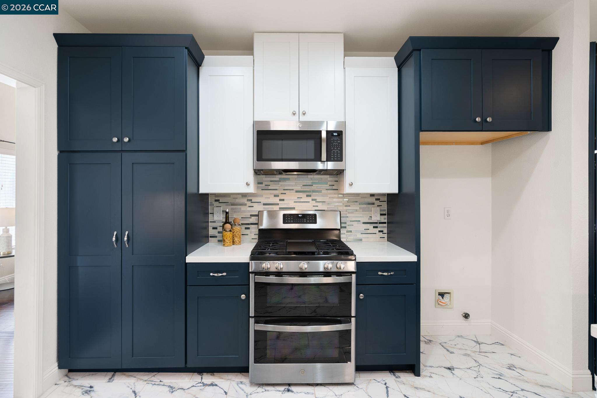 Detail Gallery Image 6 of 55 For 1383 Shell Ln, Clayton,  CA 94517 - 3 Beds | 3 Baths