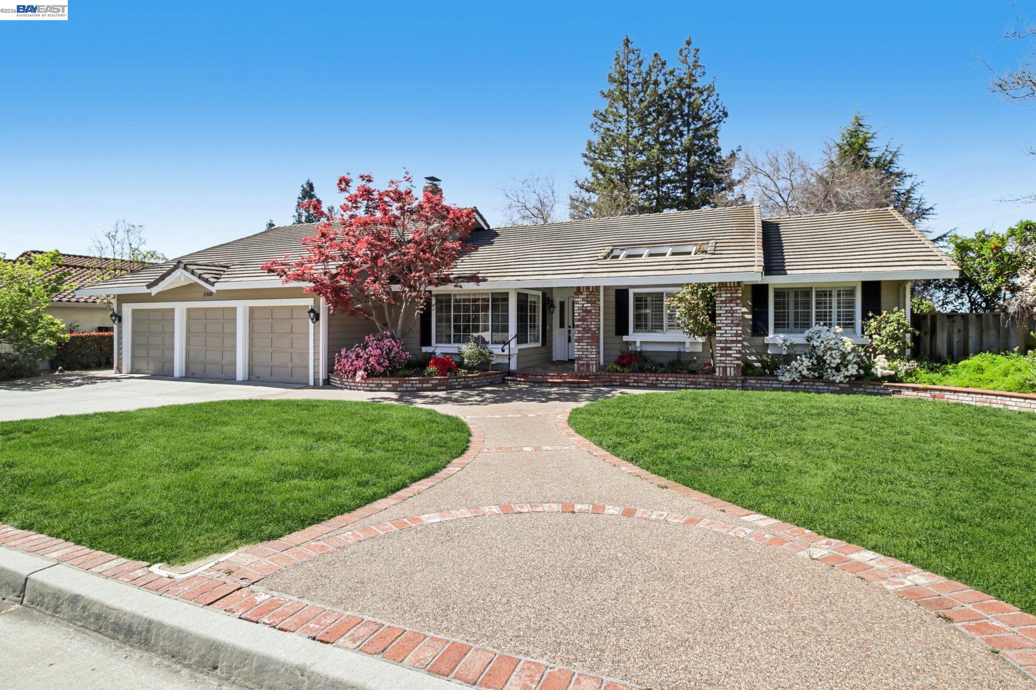 Detail Gallery Image 1 of 47 For 3388 Royal Meadow Ln, San Jose,  CA 95135 - 4 Beds | 3 Baths