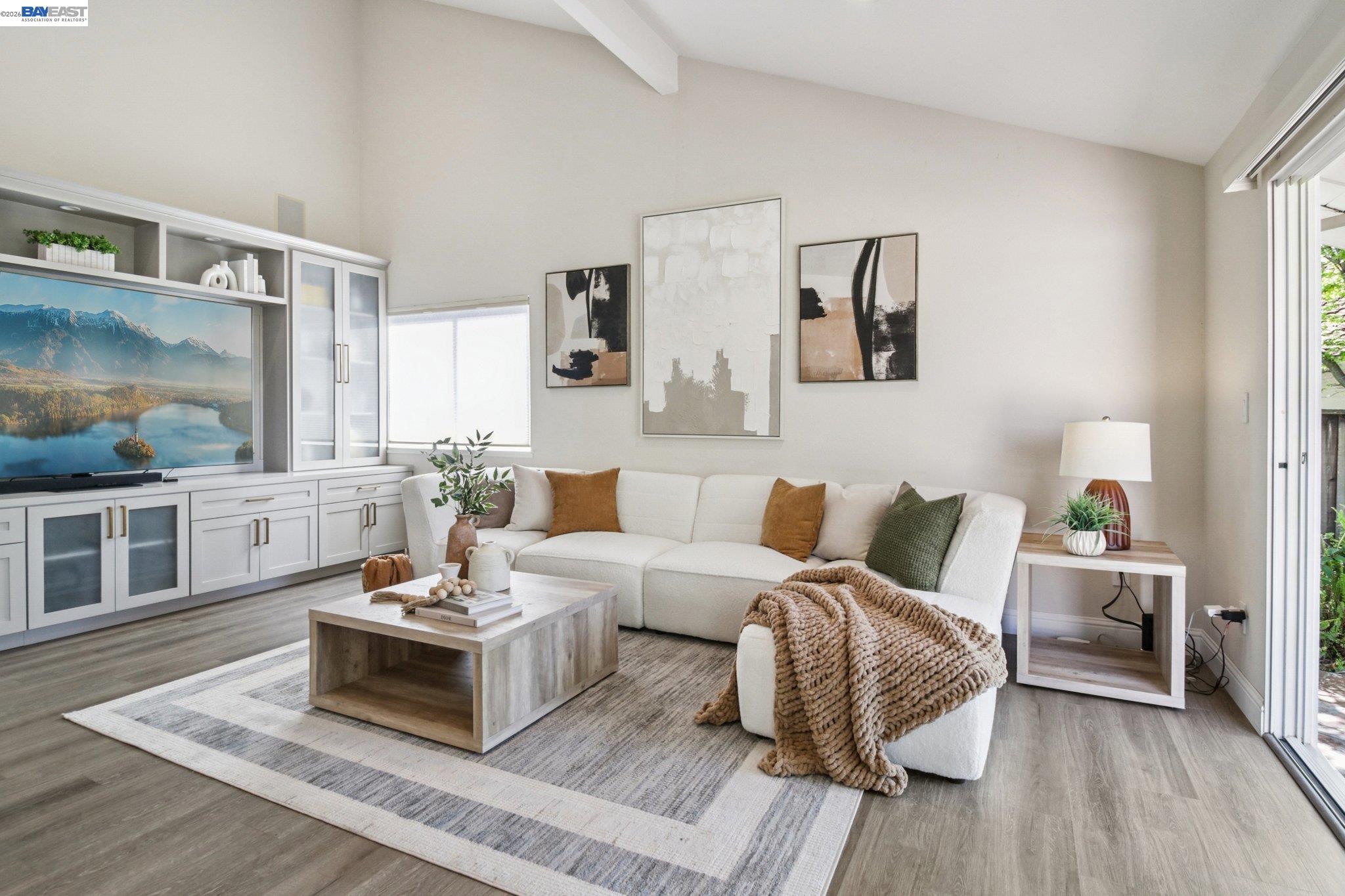 Detail Gallery Image 10 of 47 For 3388 Royal Meadow Ln, San Jose,  CA 95135 - 4 Beds | 3 Baths