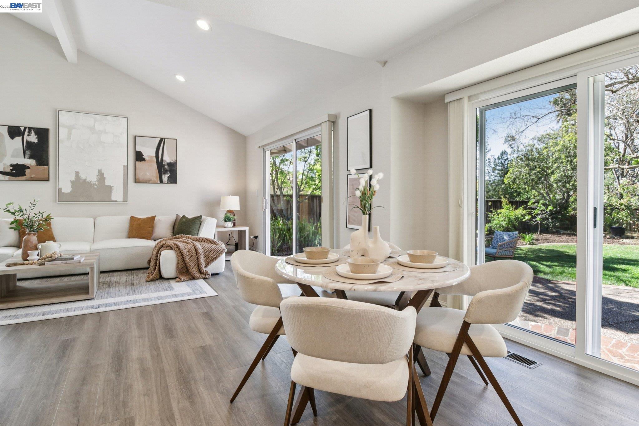 Detail Gallery Image 13 of 47 For 3388 Royal Meadow Ln, San Jose,  CA 95135 - 4 Beds | 3 Baths