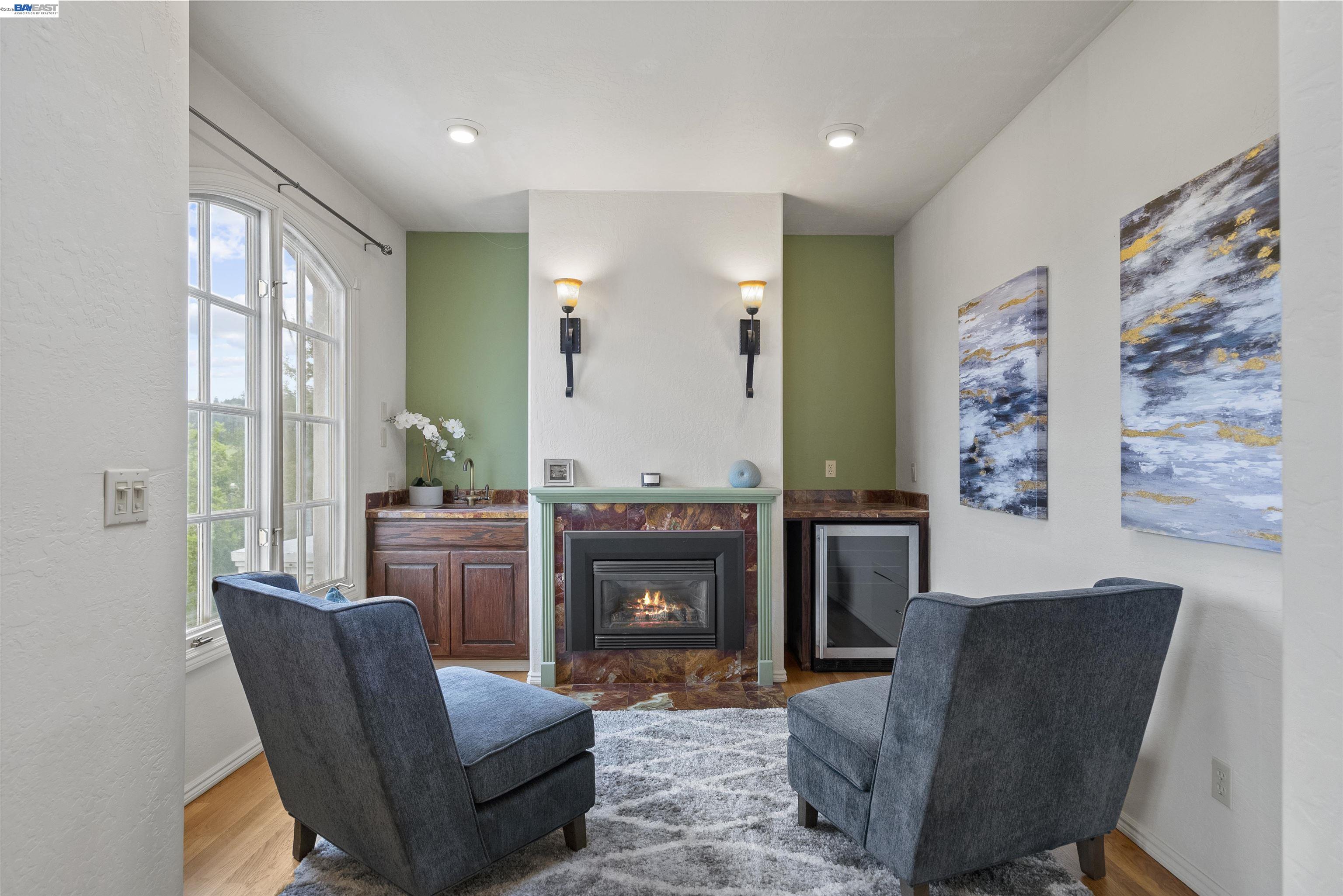 Detail Gallery Image 11 of 33 For 112 Sunset Ter, Scotts Valley,  CA 95066 - 4 Beds | 3/1 Baths