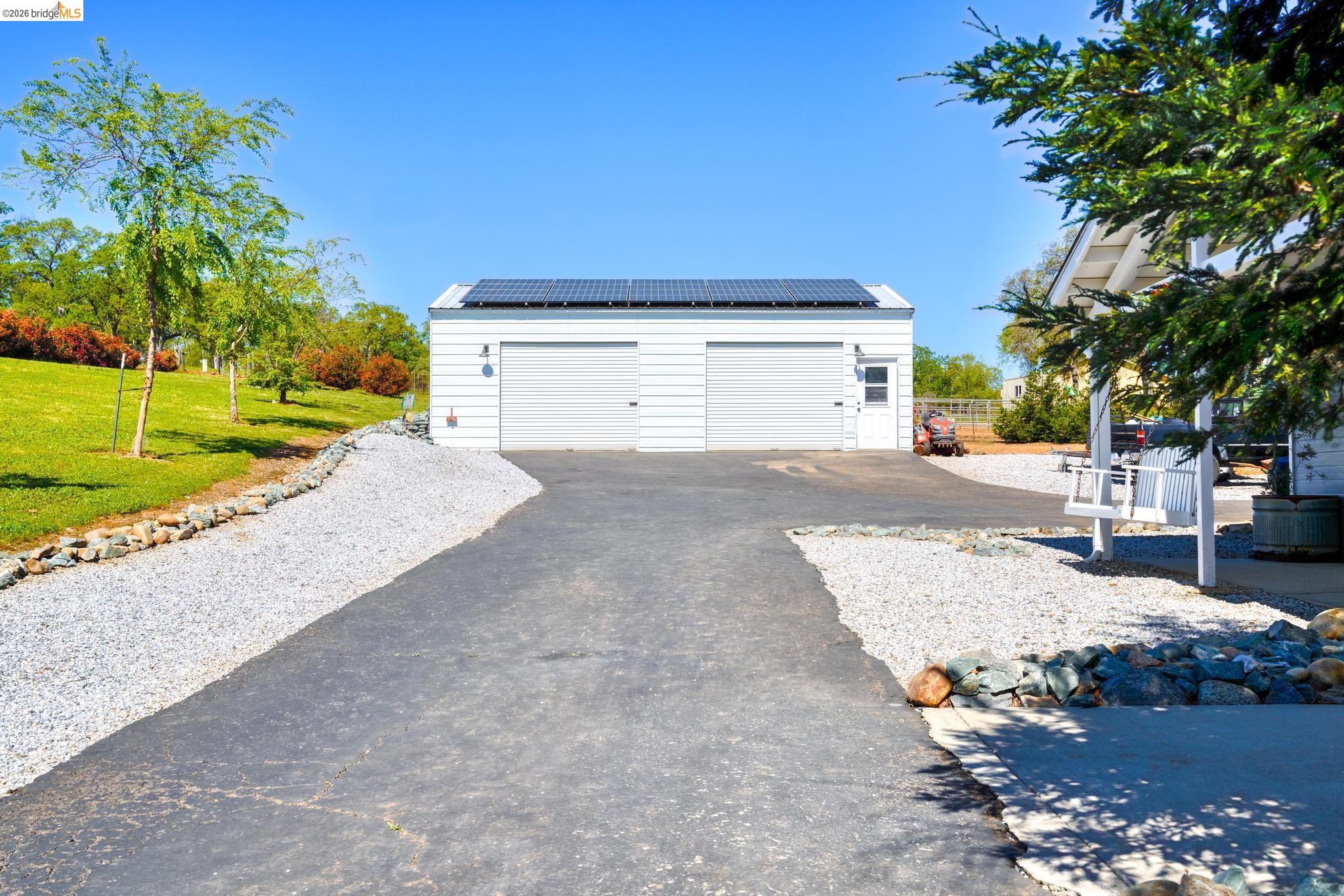 Detail Gallery Image 9 of 60 For 1815 Hoya Ct., Copperopolis,  CA 95228-9531 - 4 Beds | 2 Baths