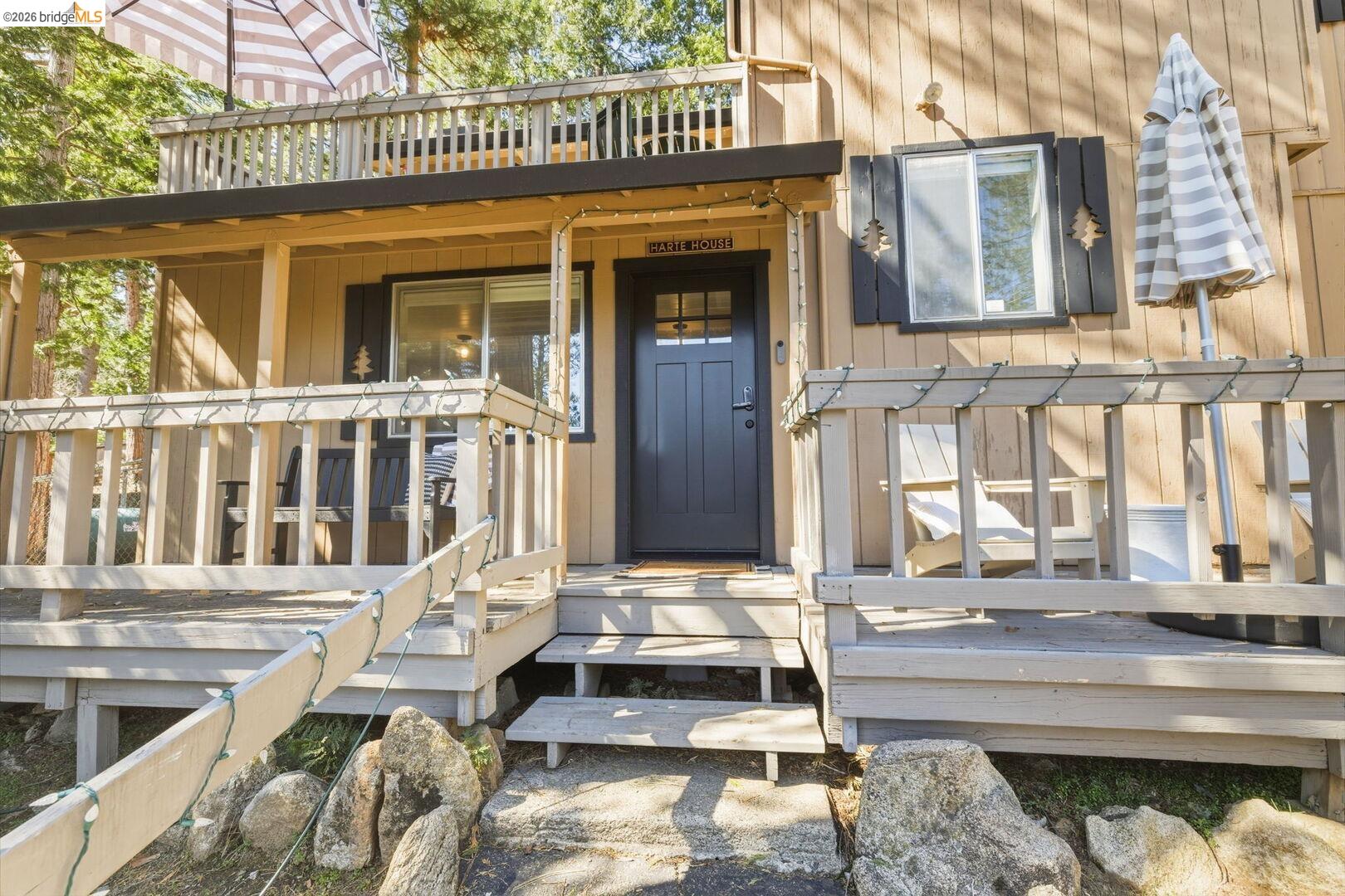 Detail Gallery Image 3 of 33 For 20764 Hekeke Ln, Mi Wuk Village,  CA 95346 - 3 Beds | 2 Baths