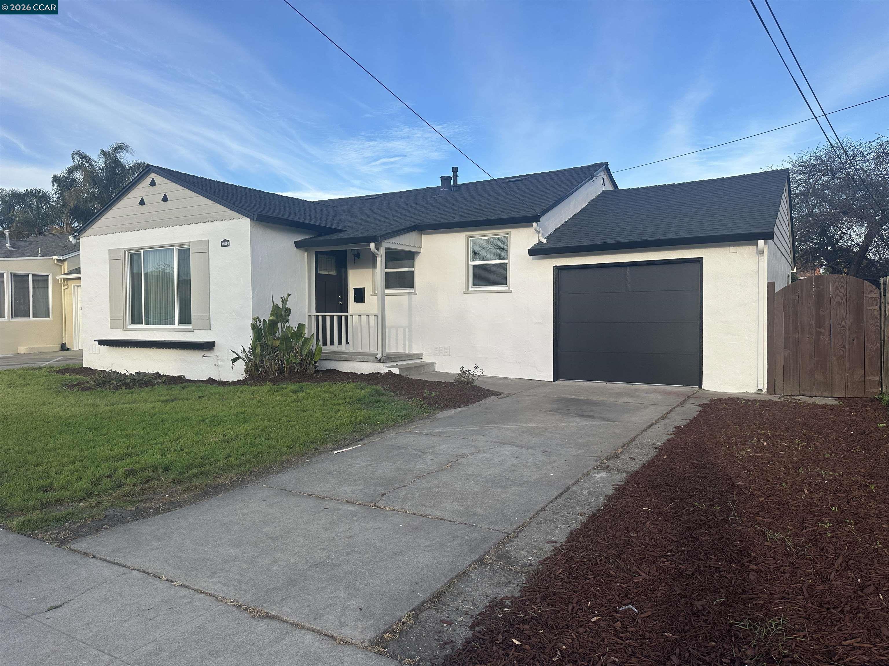 Front Image Thumbnail for CC41127240