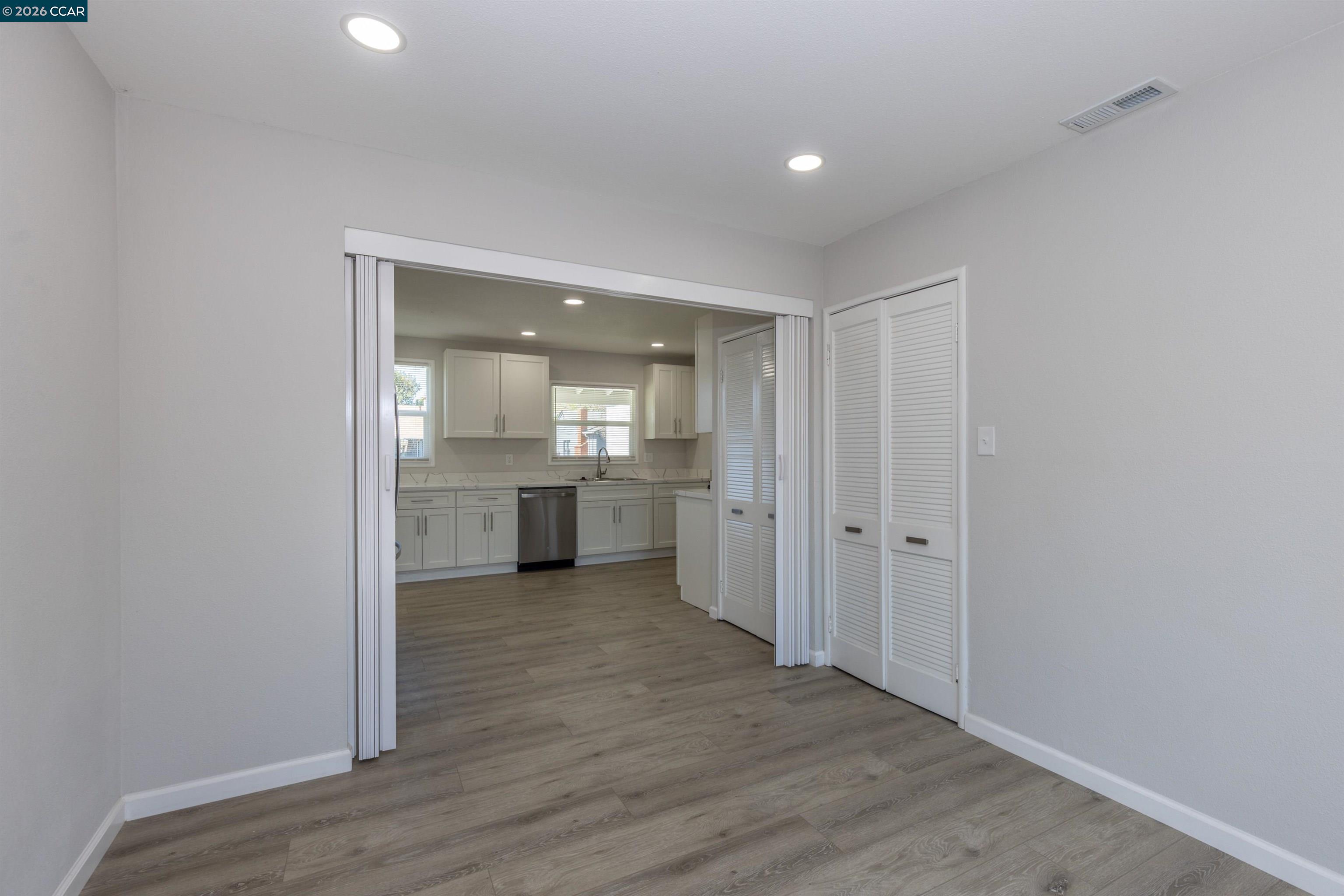 Detail Gallery Image 16 of 30 For 15090 Edgemoor St, San Leandro,  CA 94579 - 3 Beds | 1 Baths