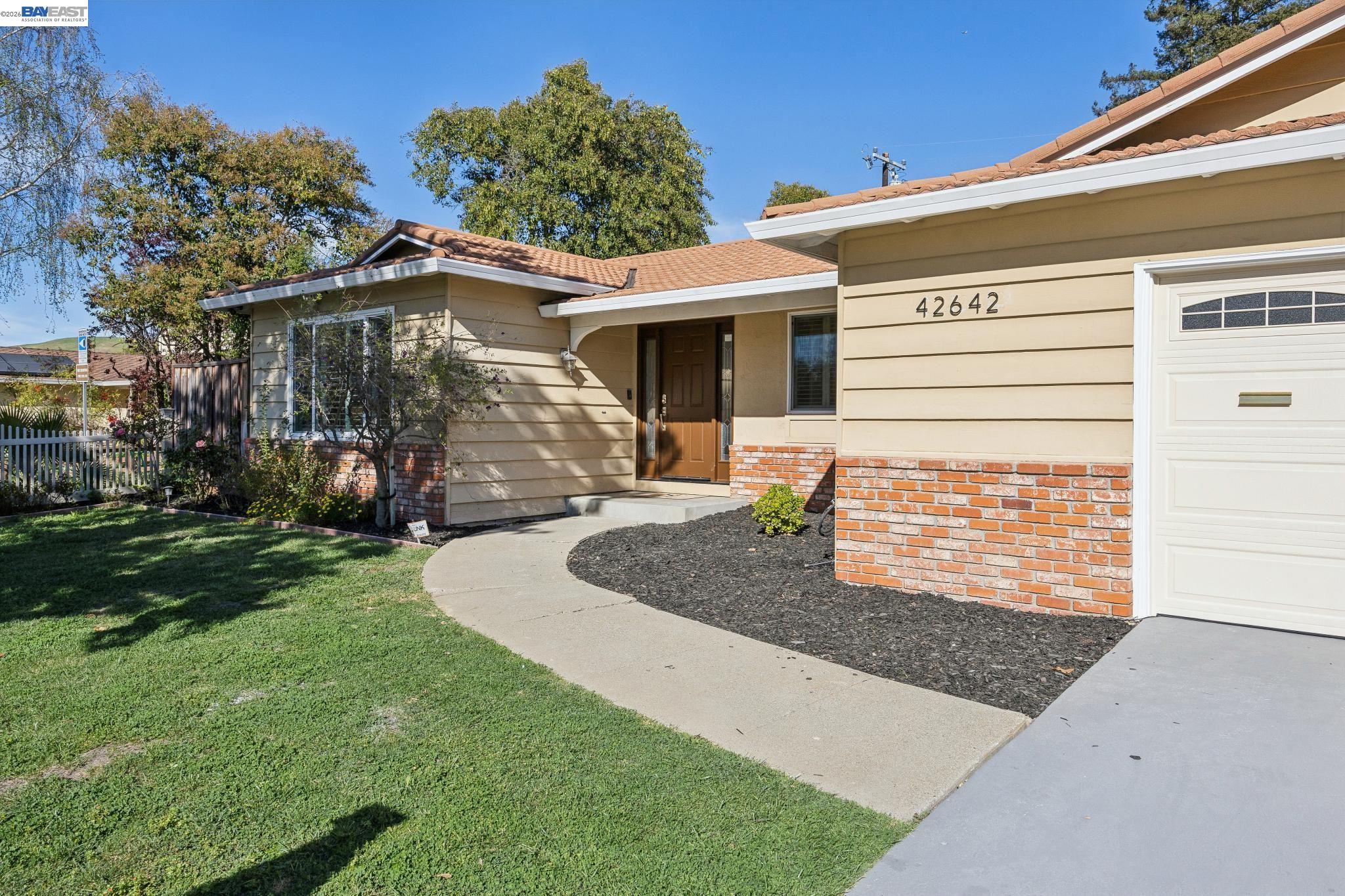 Detail Gallery Image 4 of 60 For 42642 Sully St, Fremont,  CA 94539 - 4 Beds | 3 Baths