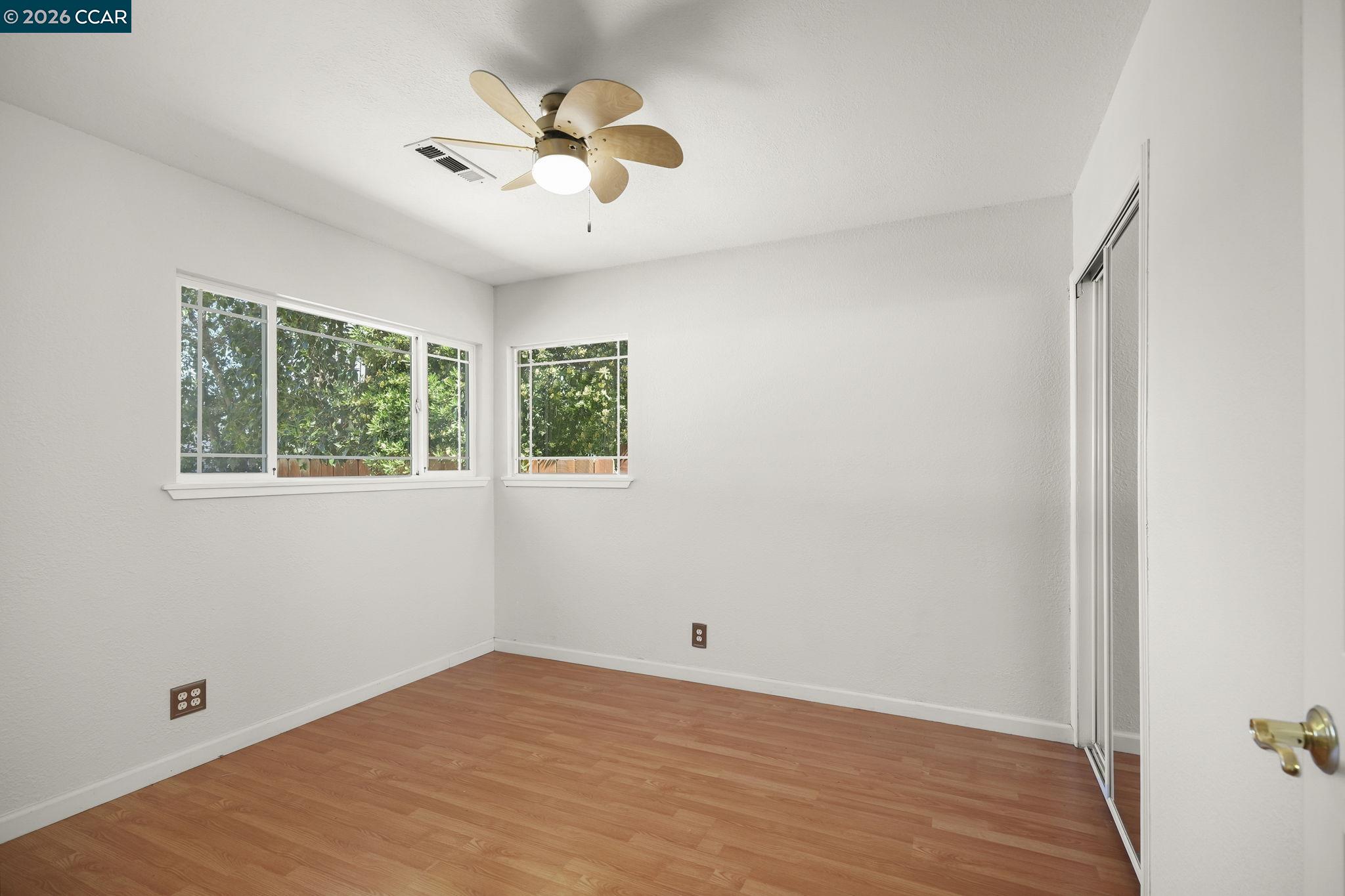 Detail Gallery Image 17 of 27 For 464 Palm Avenue, Martinez,  CA 94553 - 3 Beds | 2 Baths