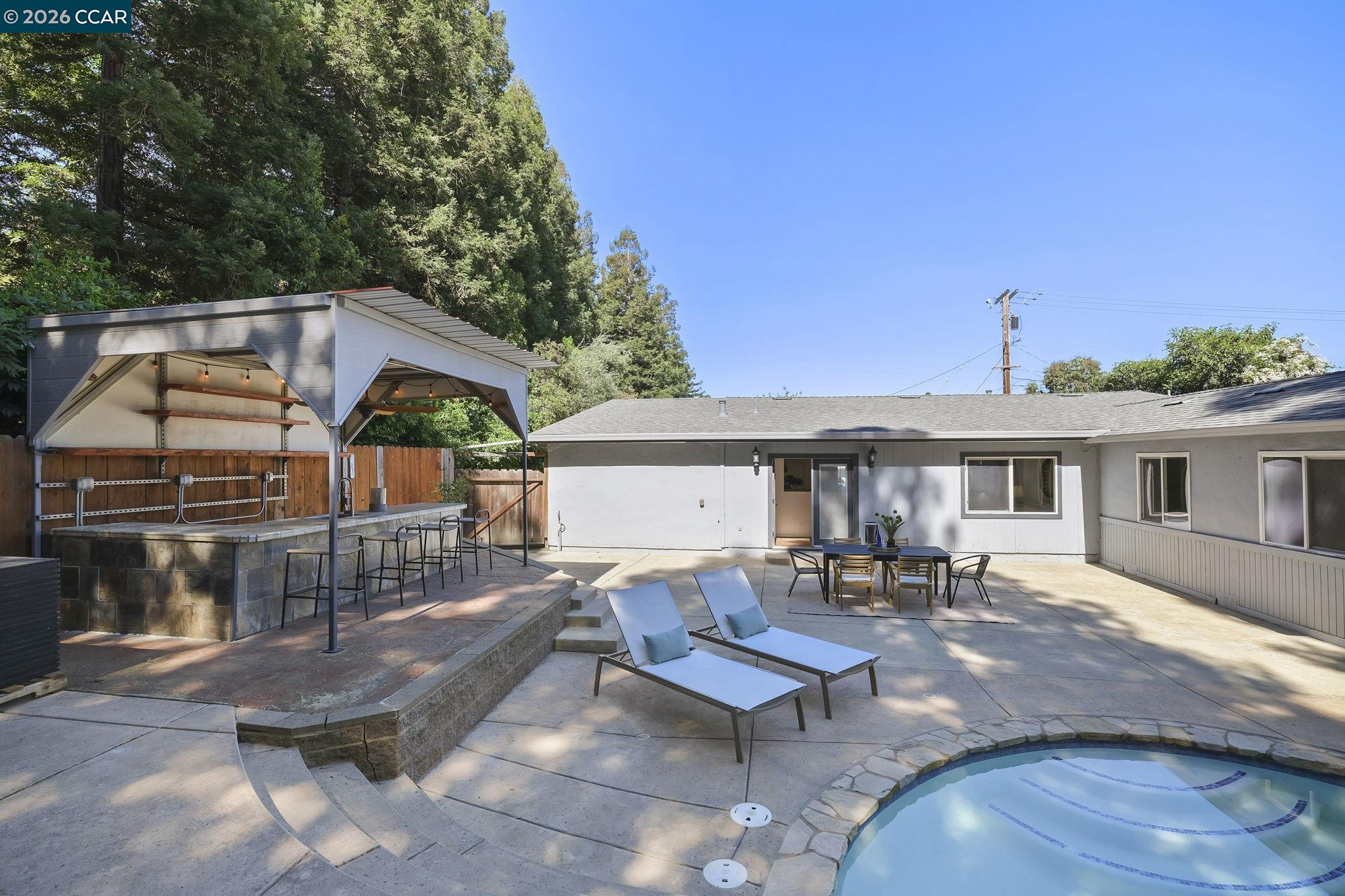 Detail Gallery Image 19 of 27 For 464 Palm Avenue, Martinez,  CA 94553 - 3 Beds | 2 Baths