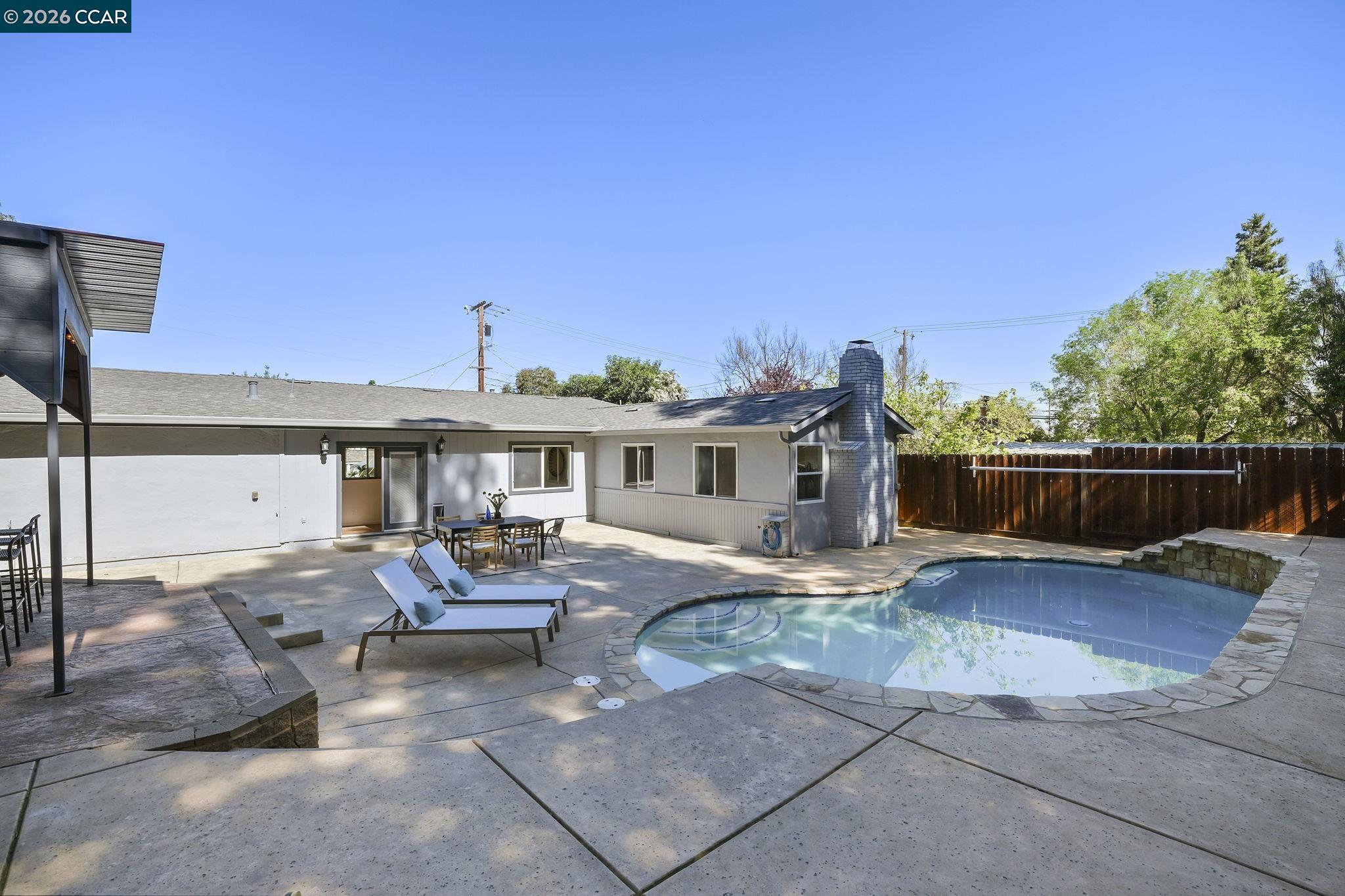 Detail Gallery Image 22 of 27 For 464 Palm Avenue, Martinez,  CA 94553 - 3 Beds | 2 Baths