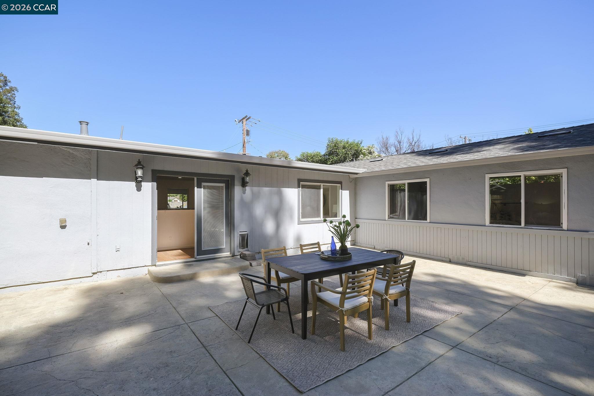 Detail Gallery Image 25 of 27 For 464 Palm Avenue, Martinez,  CA 94553 - 3 Beds | 2 Baths