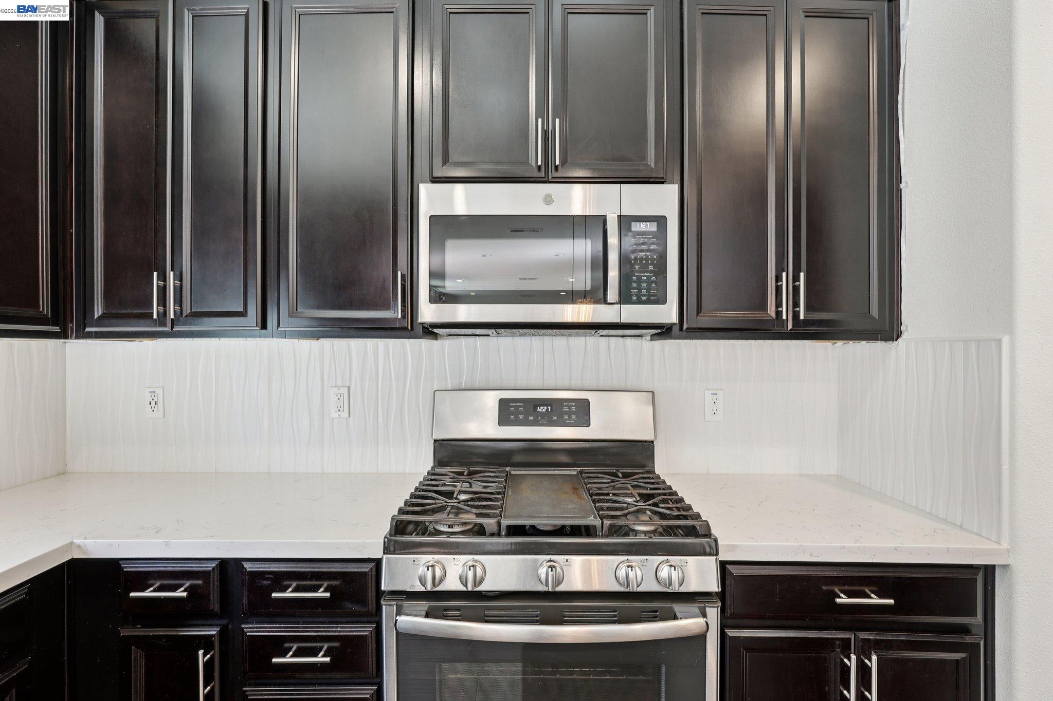 Detail Gallery Image 15 of 58 For 510 E Albertina Ave, Mountain House,  CA 95391 - 5 Beds | 4 Baths