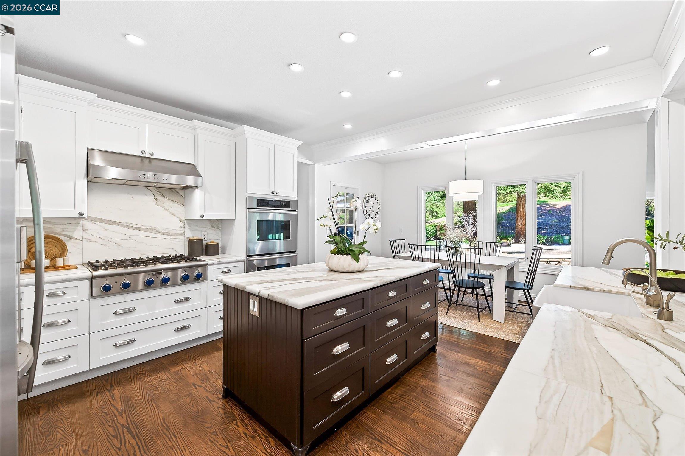 Detail Gallery Image 12 of 55 For 5275 Blackhawk Dr, Danville,  CA 94506 - 4 Beds | 4/1 Baths