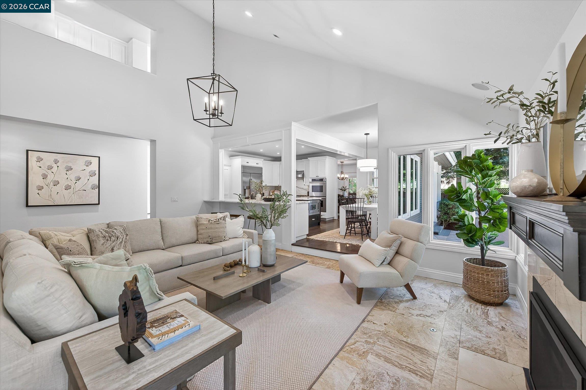 Detail Gallery Image 20 of 55 For 5275 Blackhawk Dr, Danville,  CA 94506 - 4 Beds | 4/1 Baths